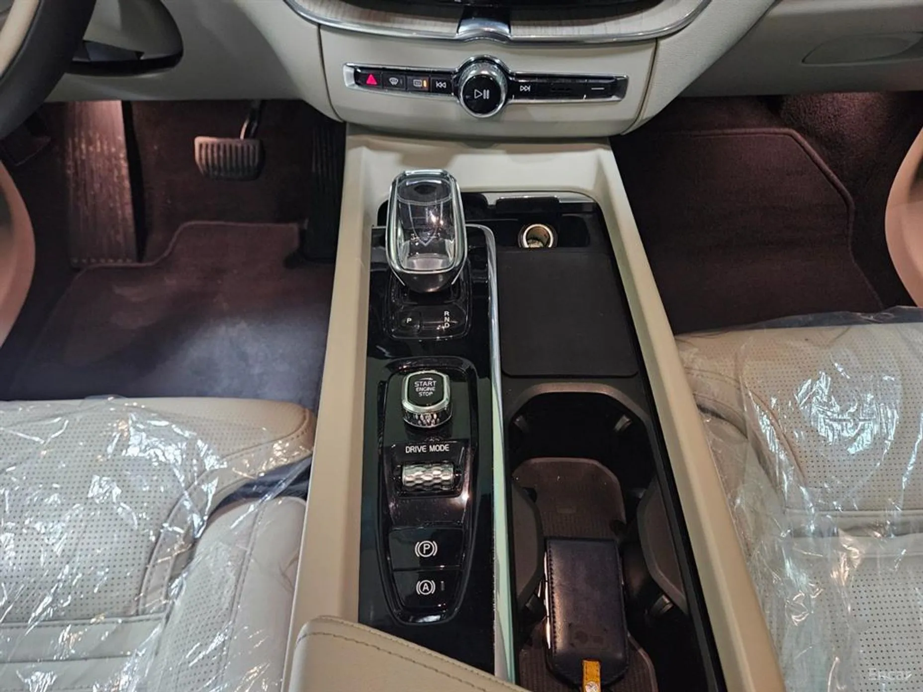 Volvo XC60 Gen 2 превью 6