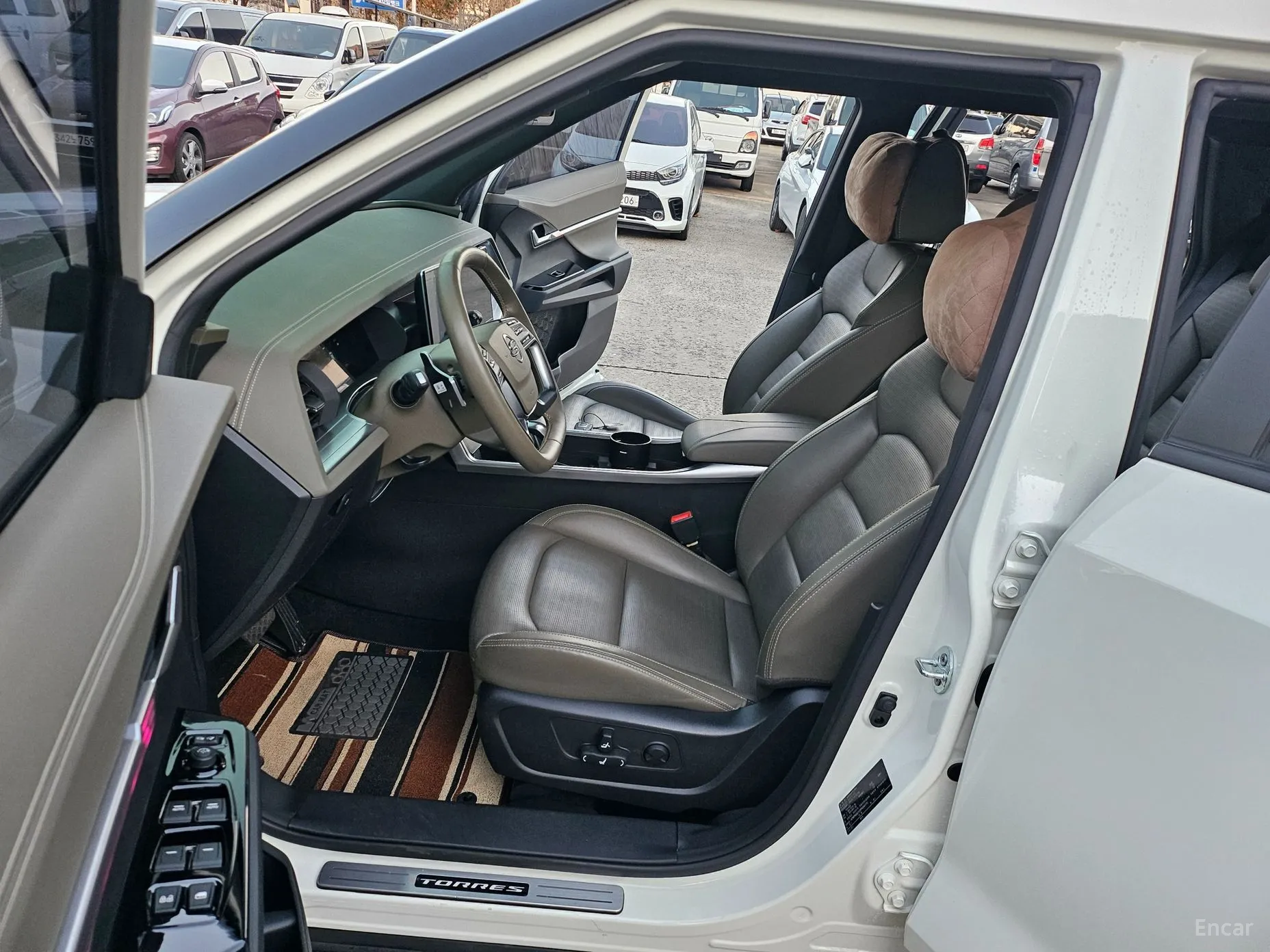 KG Mobility (SsangYong) Torres превью 8