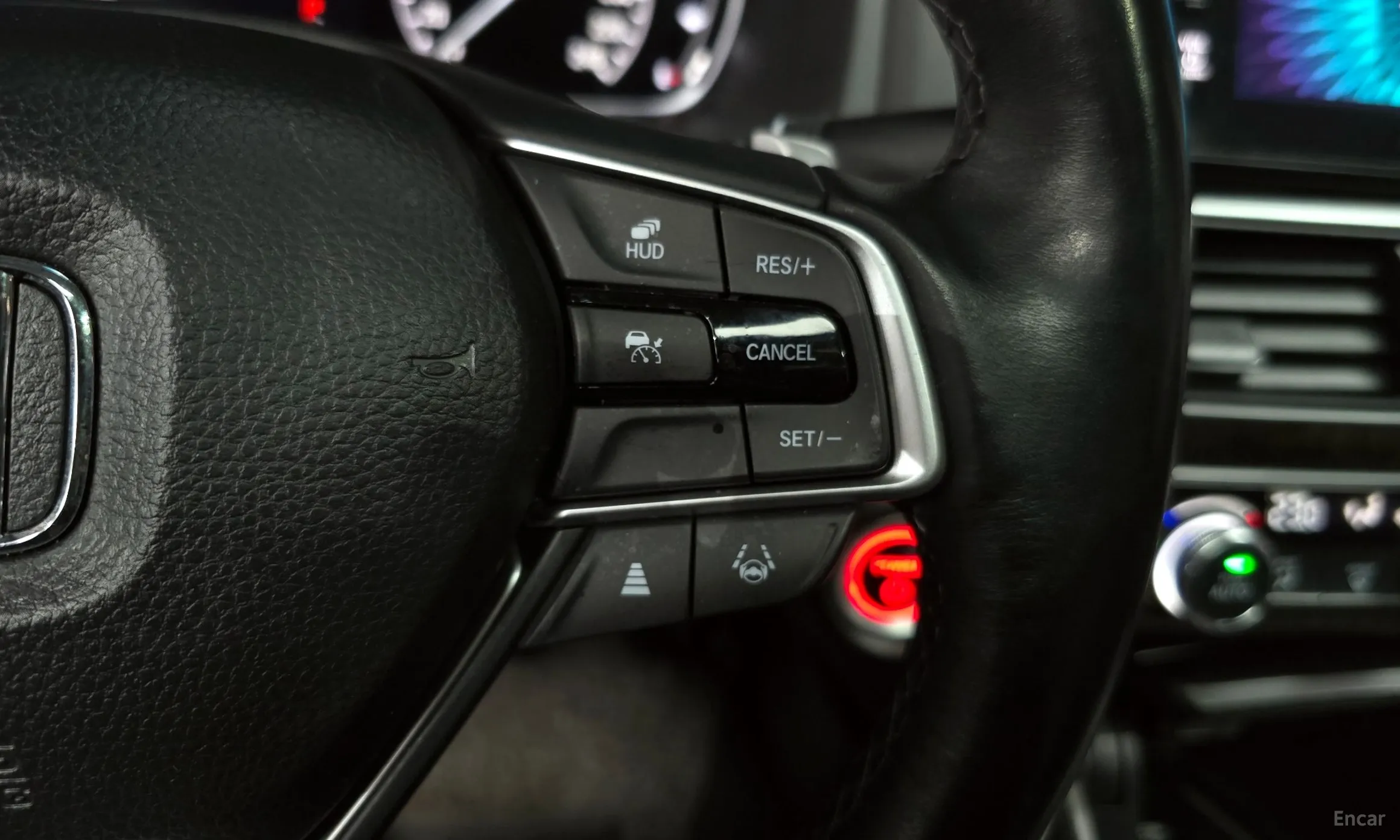 Honda Accord 10th Generation превью 18