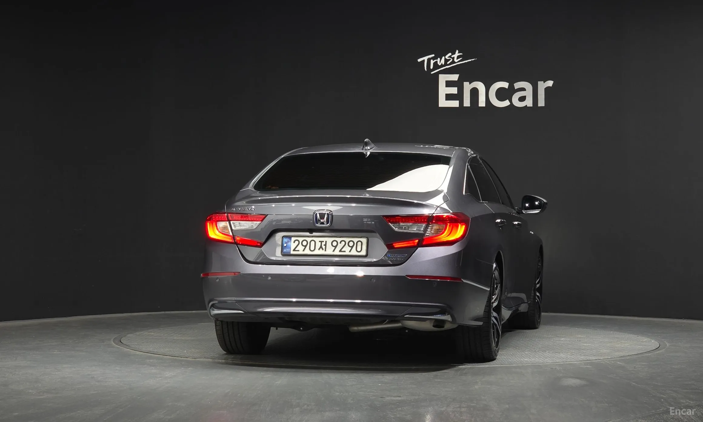 Honda Accord 10th Generation превью 4