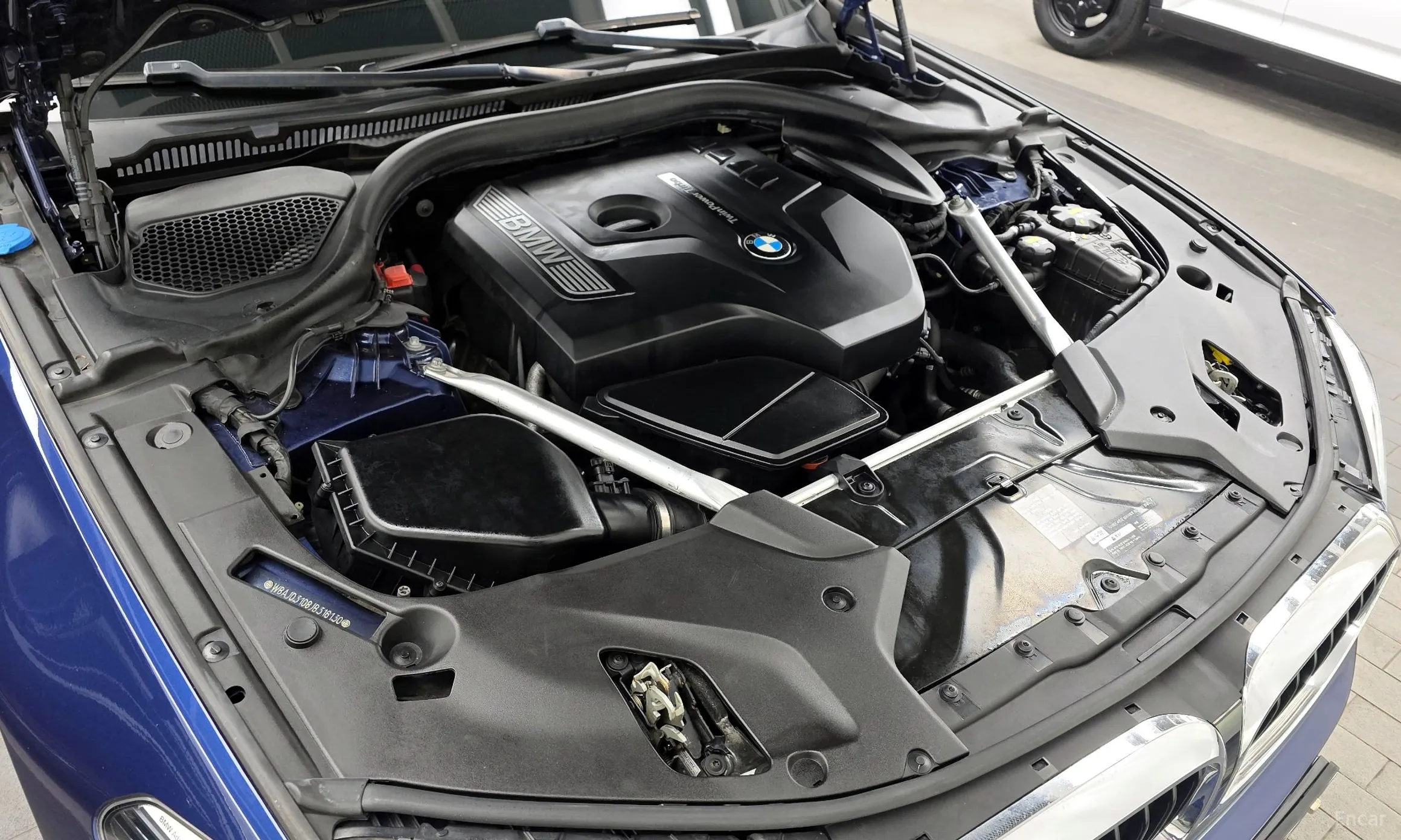 BMW 5 Series (G30) превью 6
