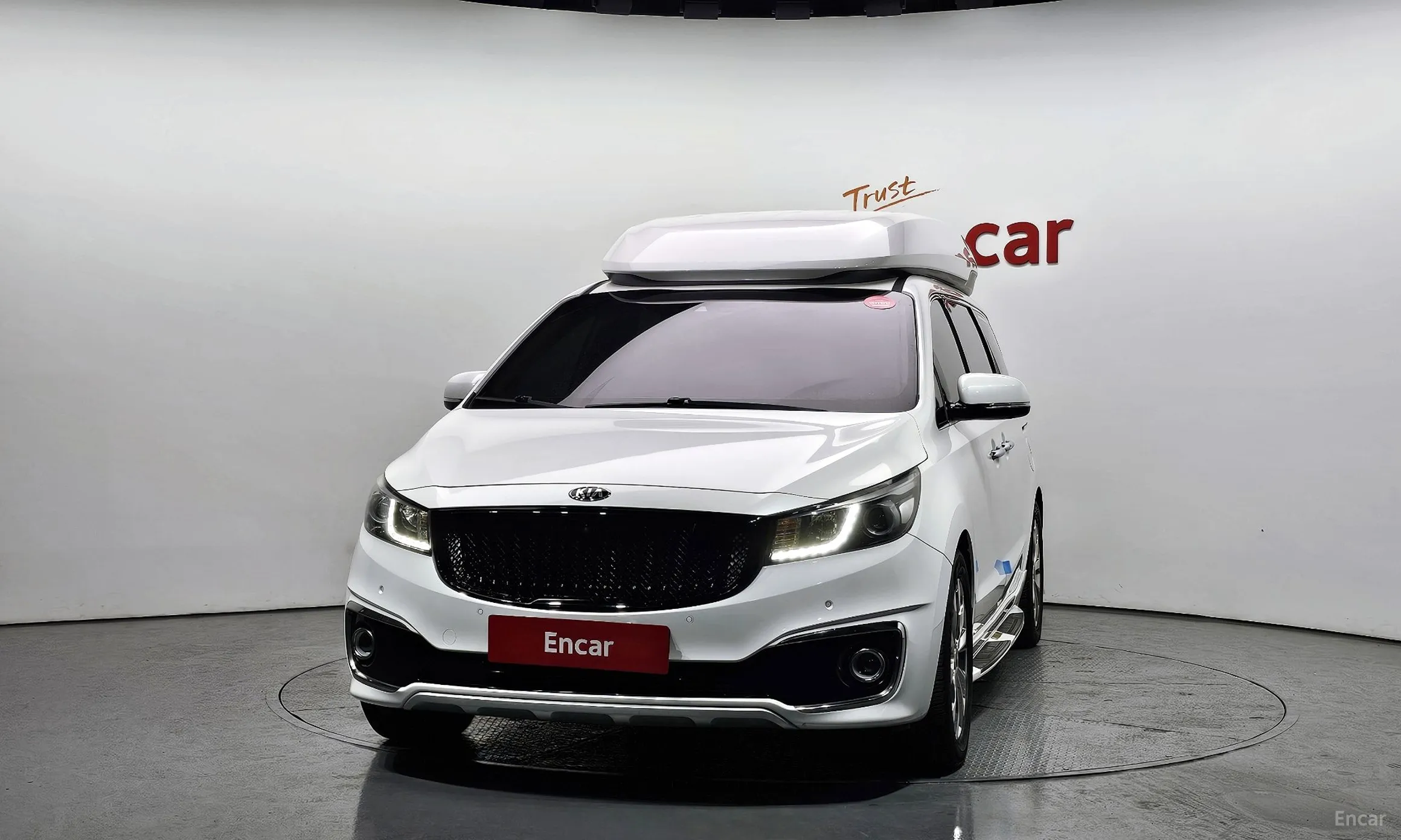 Kia Carnival превью 3