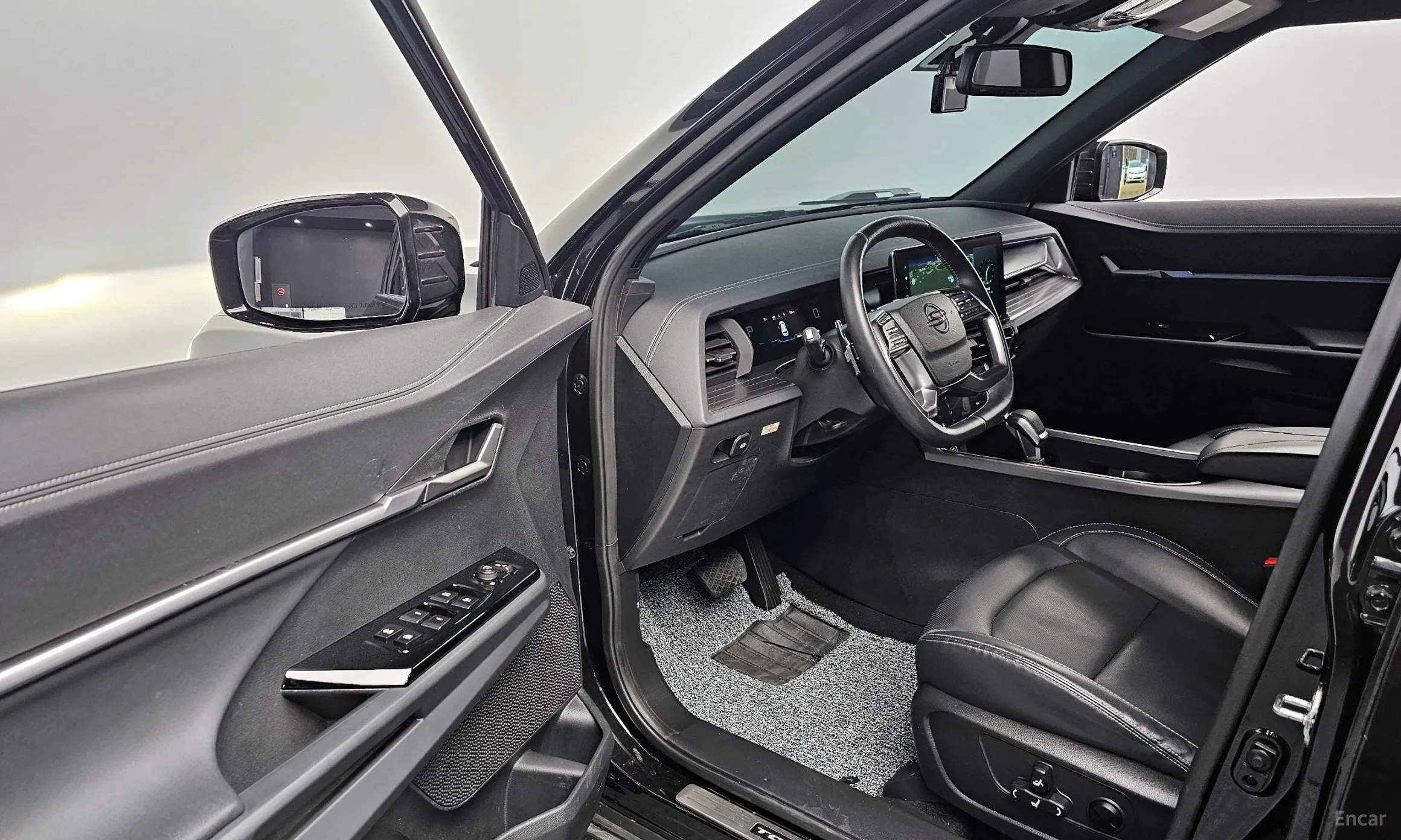 KG Mobility (SsangYong) Torres превью 11