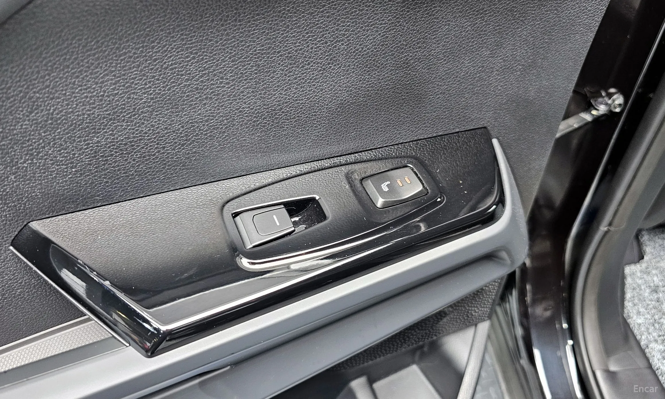 KG Mobility (SsangYong) Torres превью 18