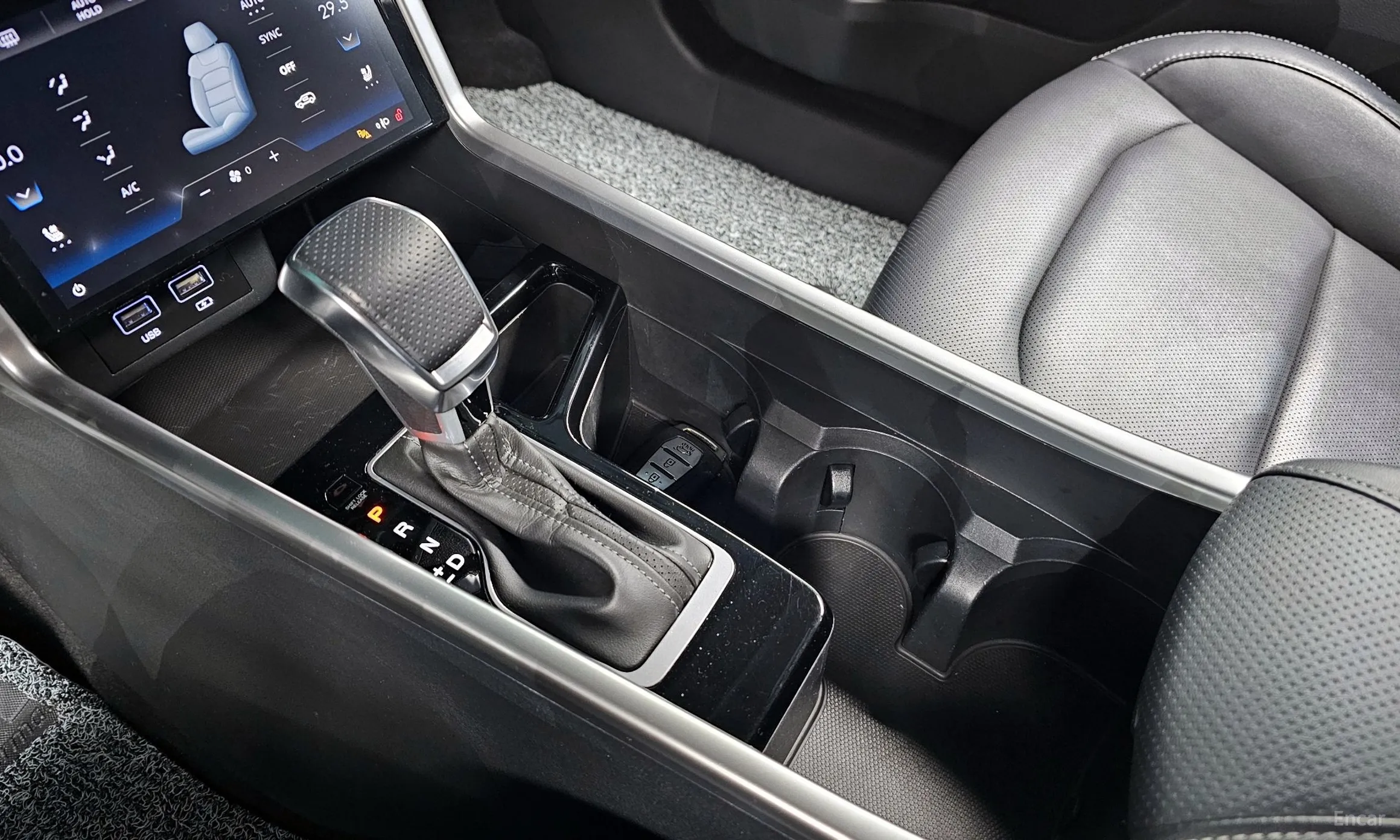 KG Mobility (SsangYong) Torres превью 9