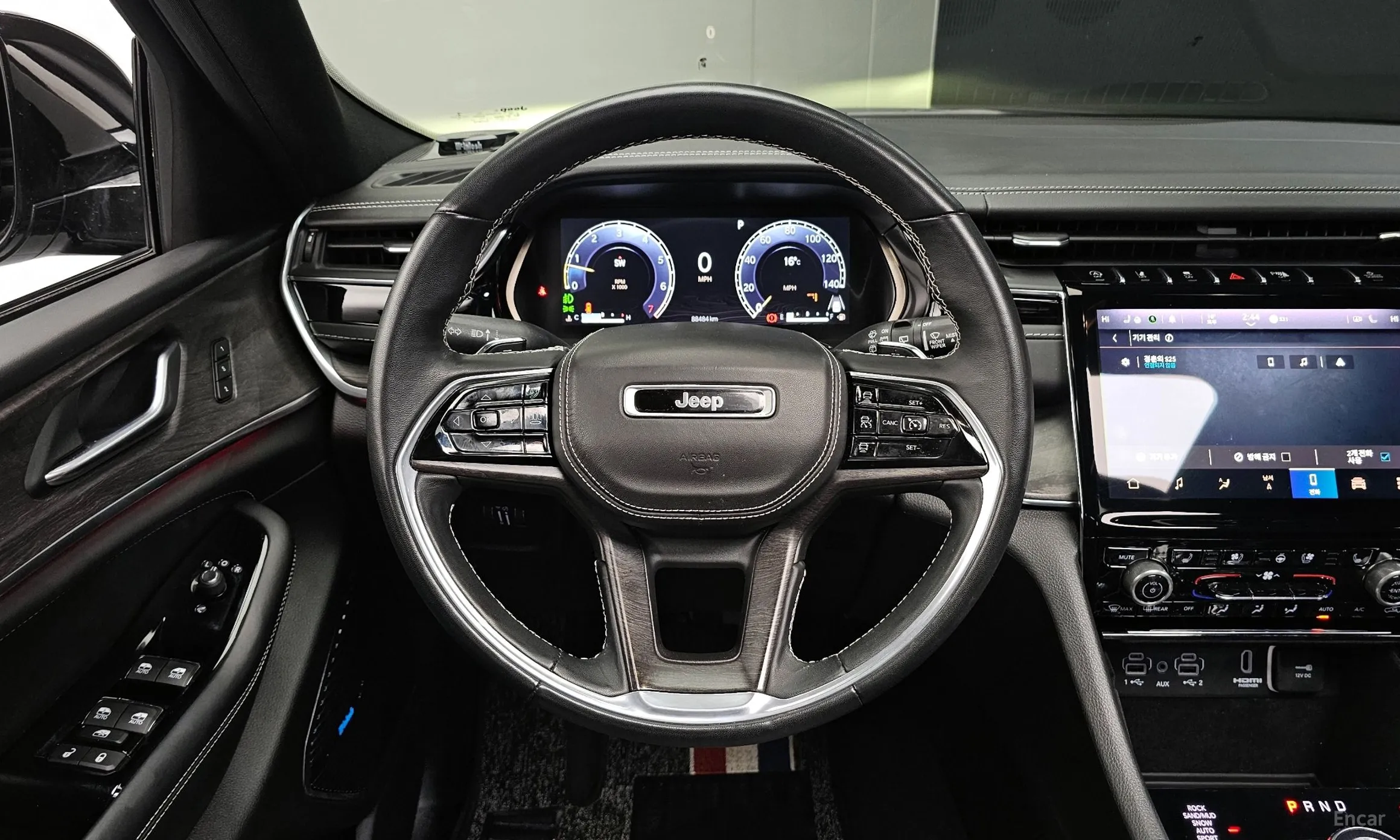 Jeep Grand Cherokee (WL) превью 13