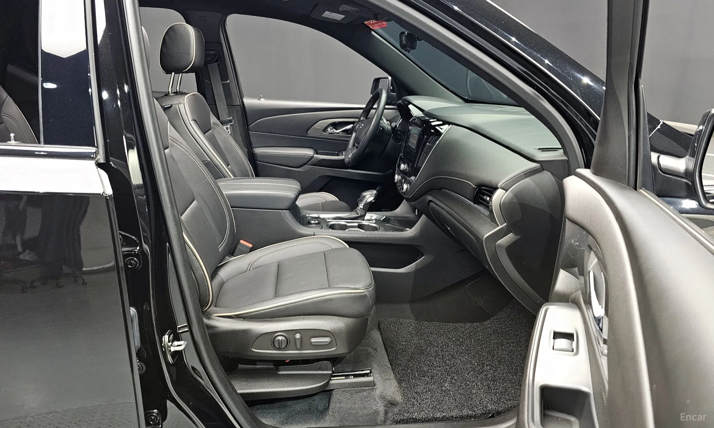 Chevrolet (GM Daewoo) Traverse превью 11