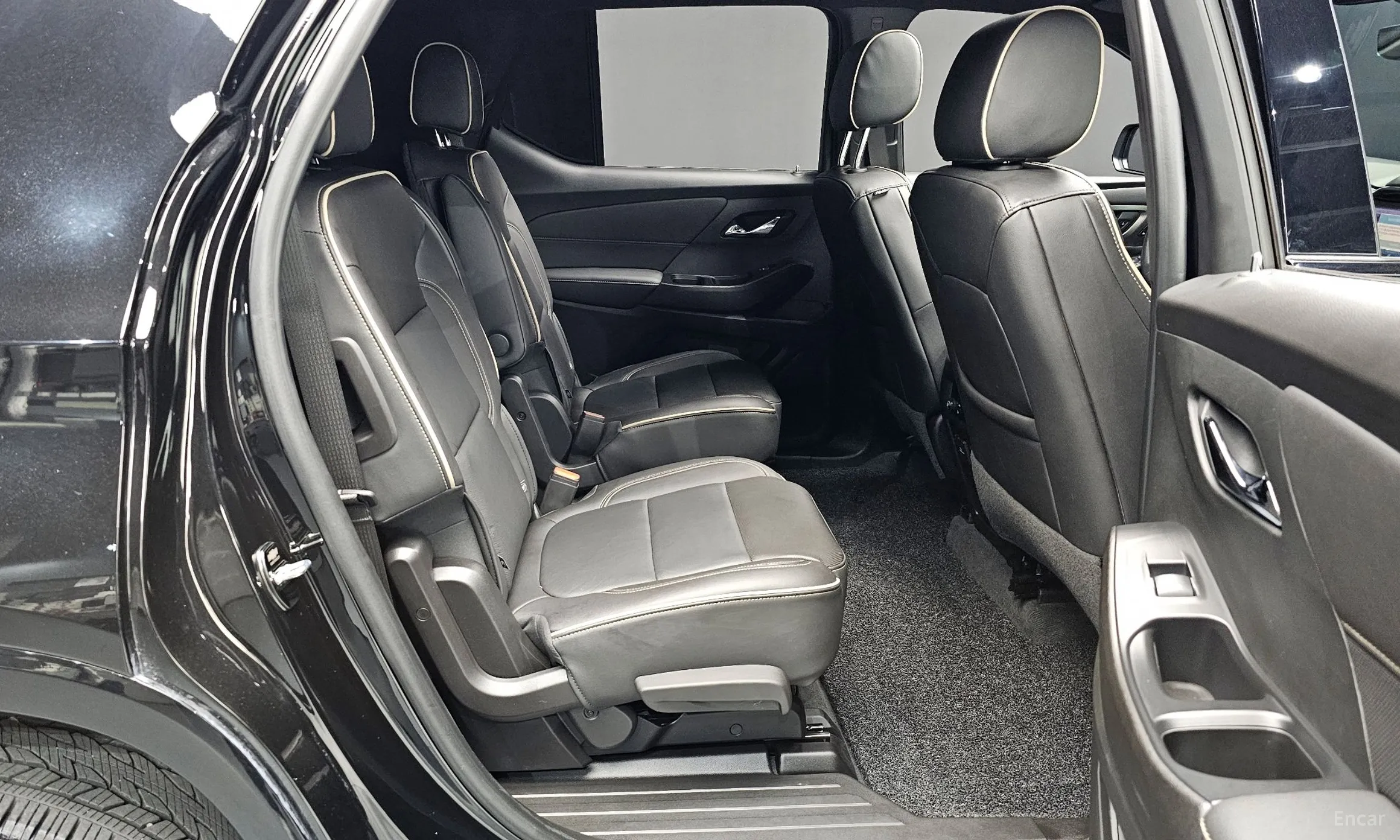 Chevrolet (GM Daewoo) Traverse превью 12