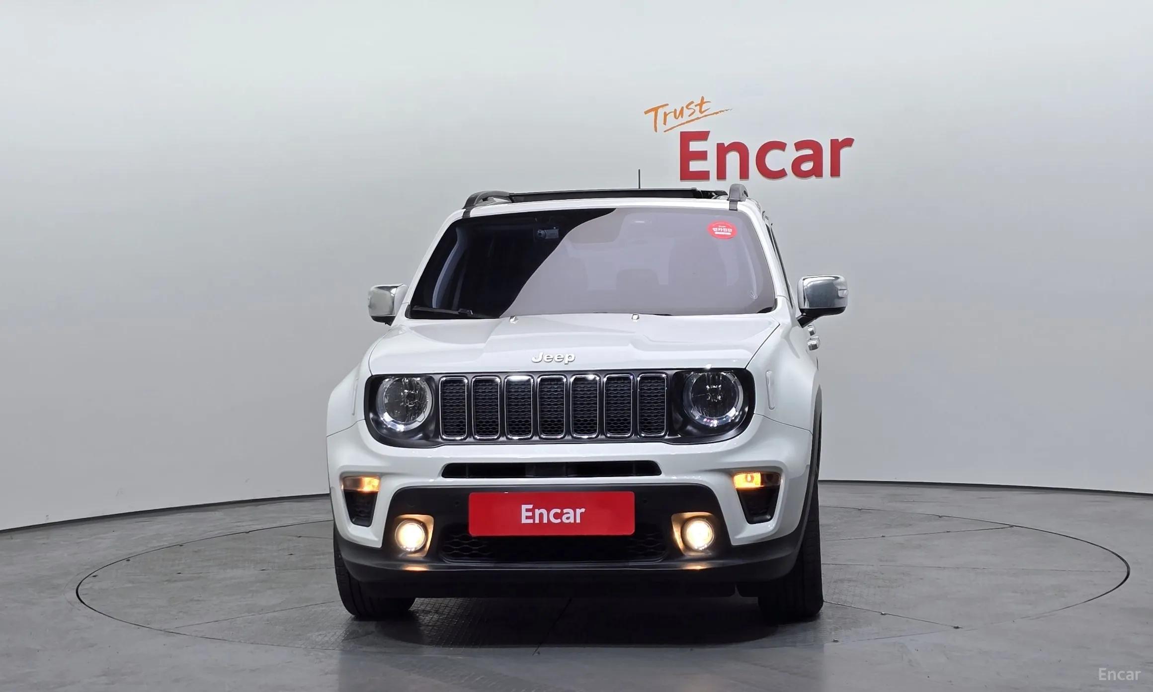 Jeep Renegade превью 3