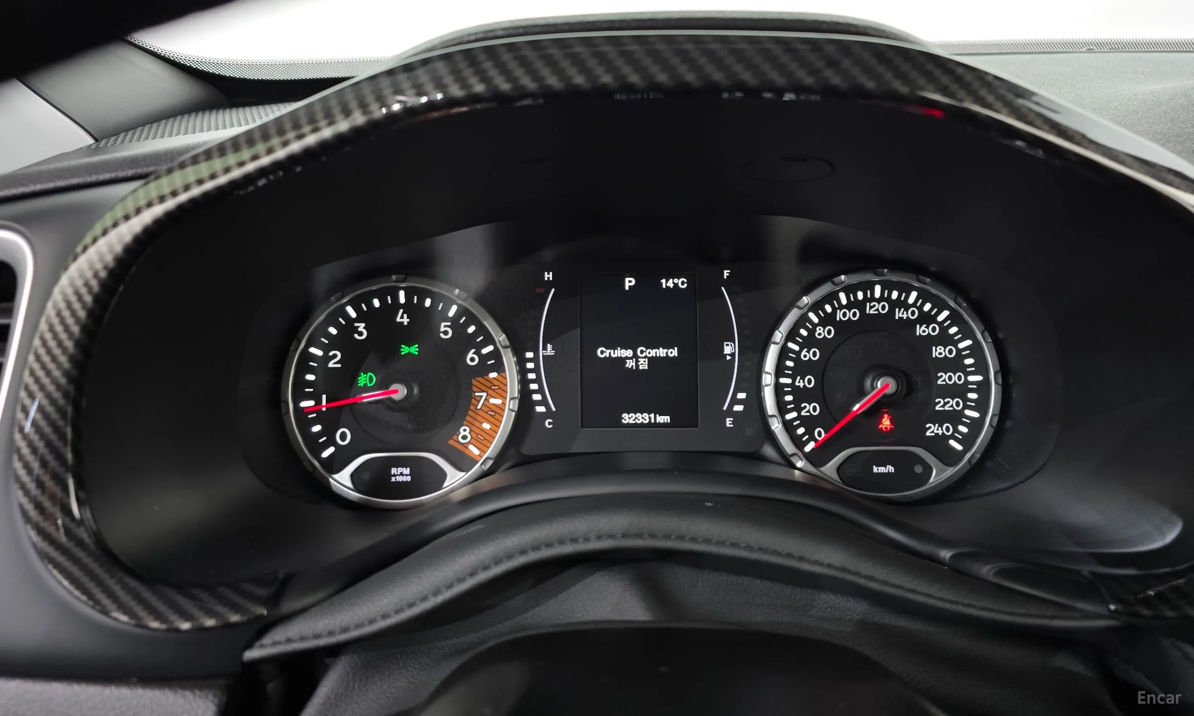 Jeep Renegade превью 8
