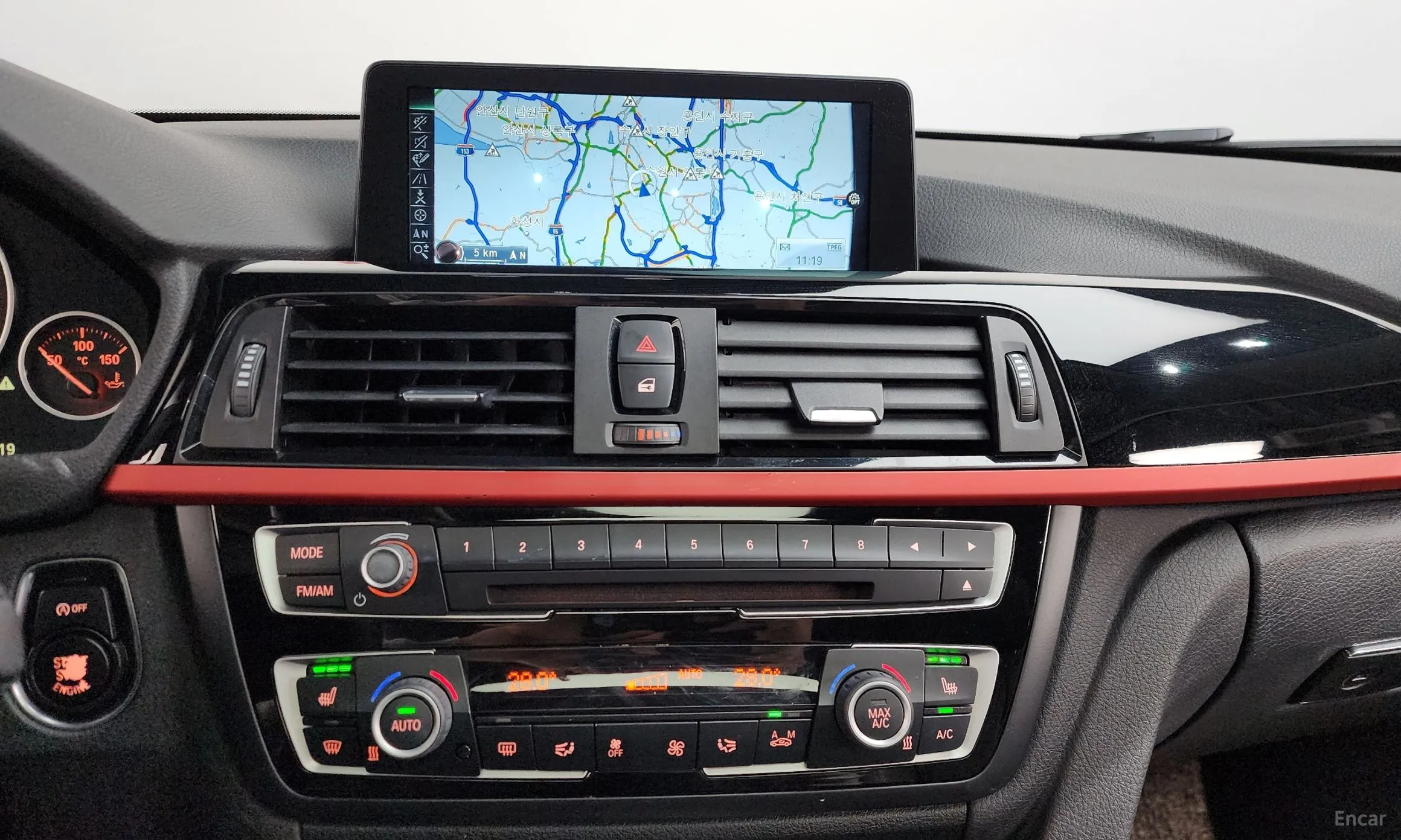 BMW Series 4 (F32) превью 14