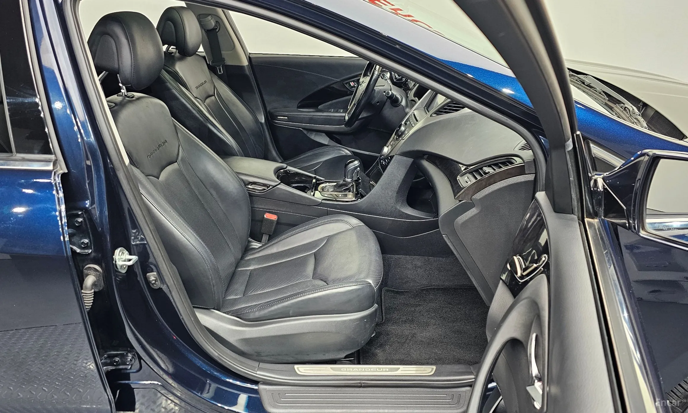 Hyundai Grandeur HG превью 10