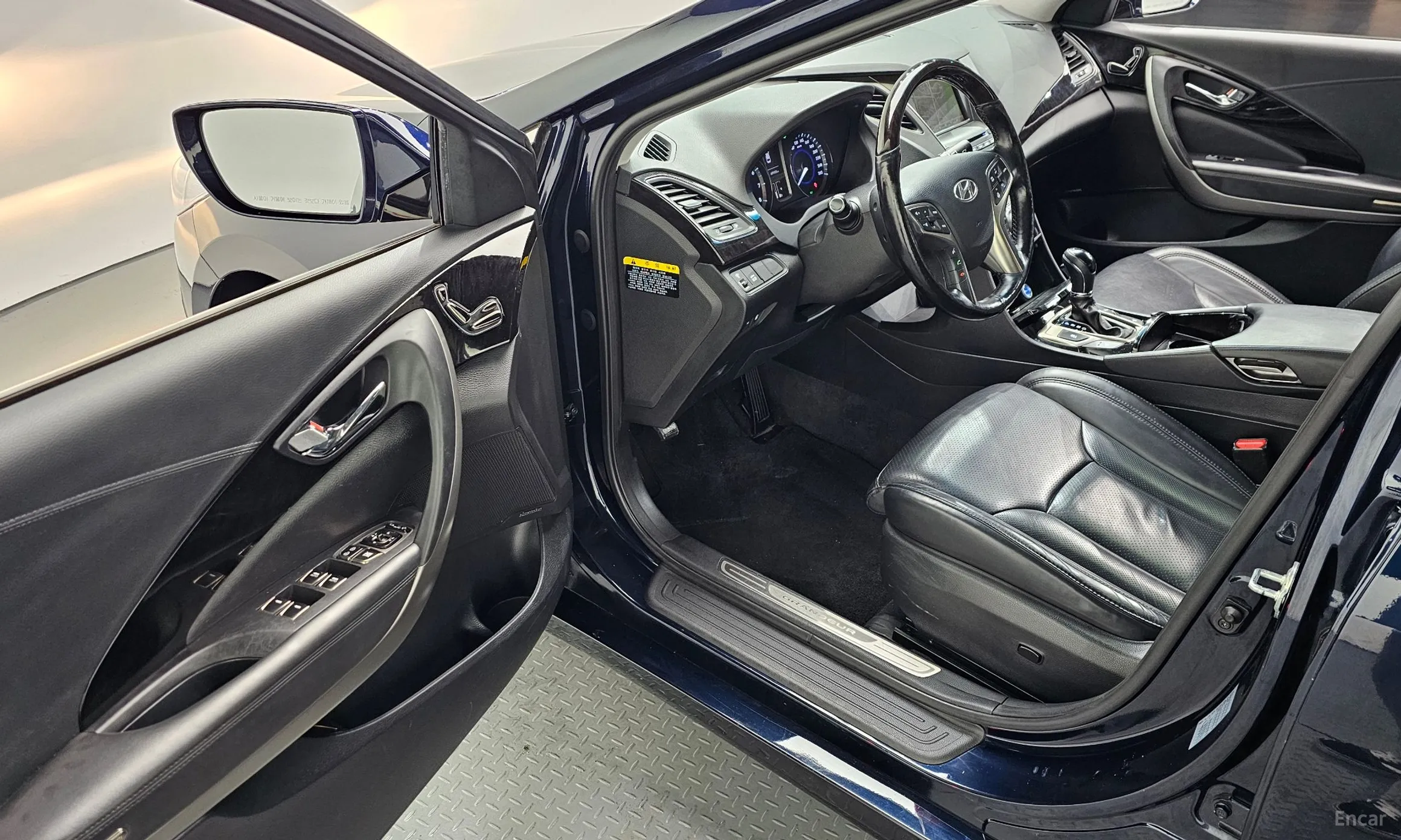 Hyundai Grandeur HG превью 11