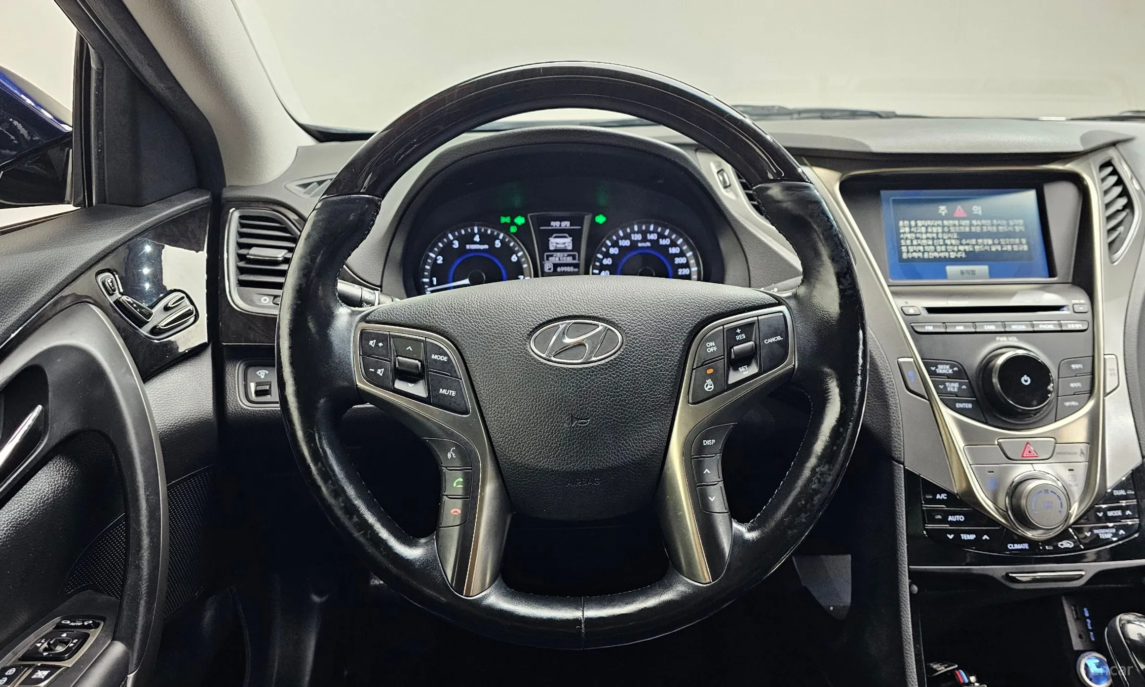 Hyundai Grandeur HG превью 13