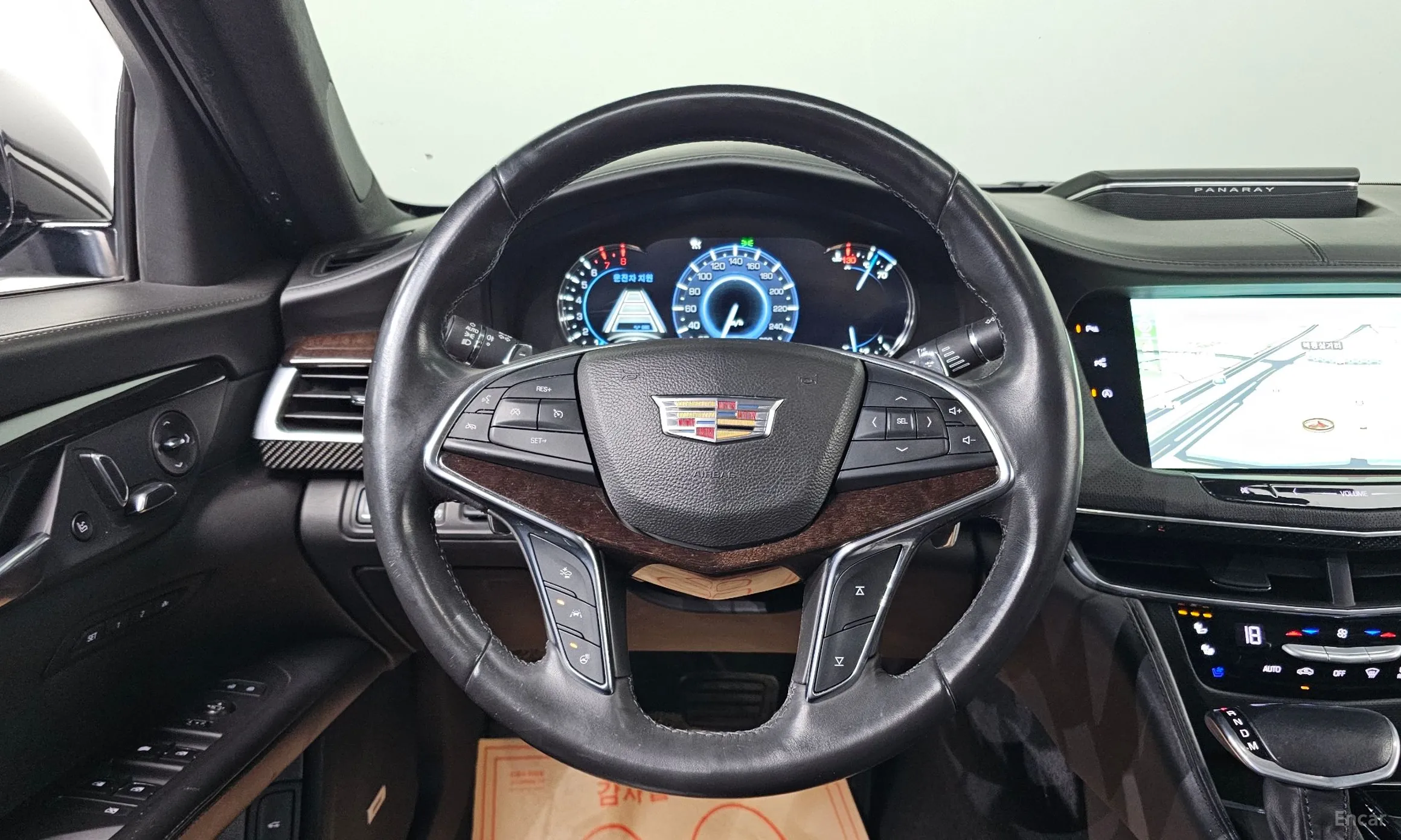 Cadillac CT6 превью 13