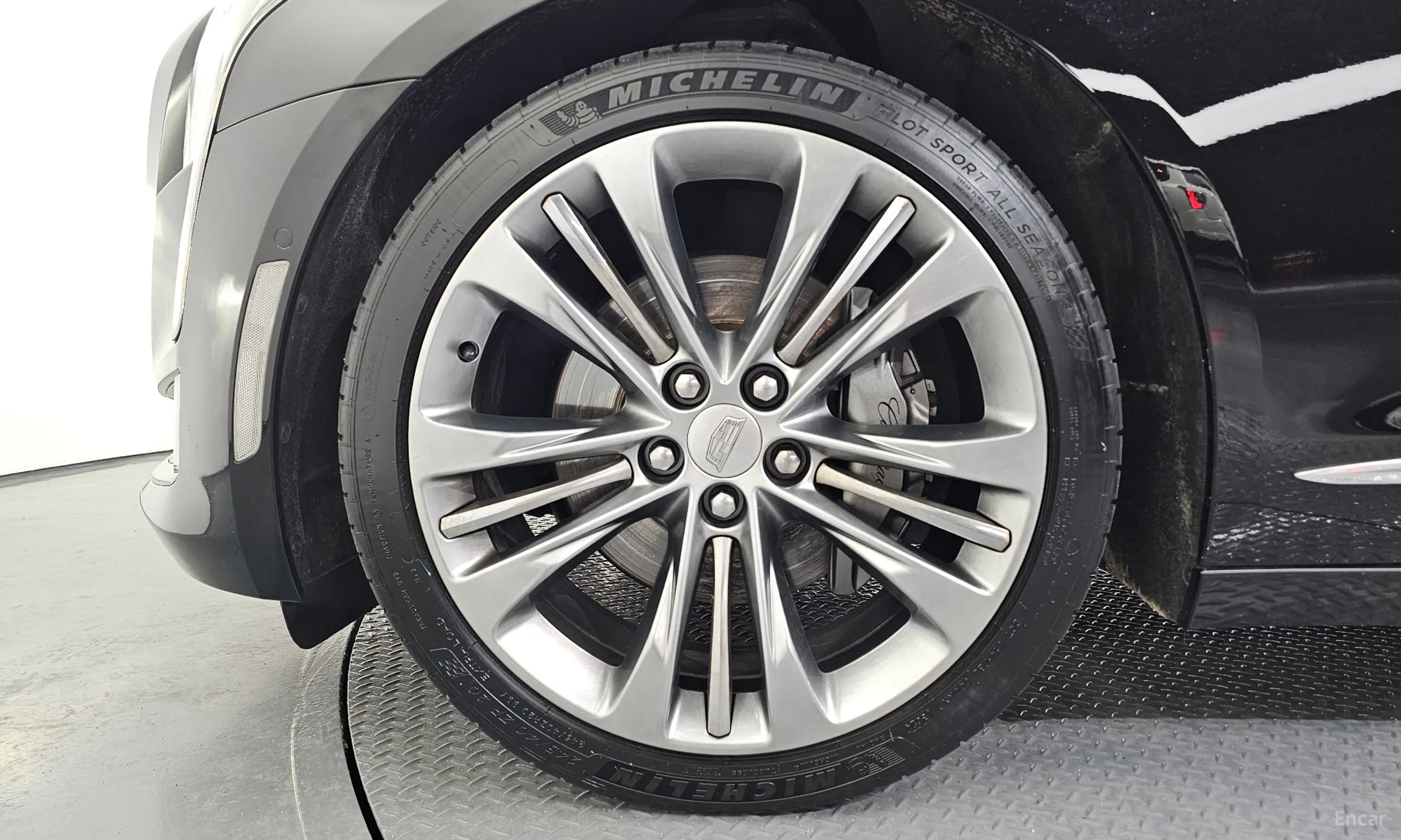 Cadillac CT6 превью 5