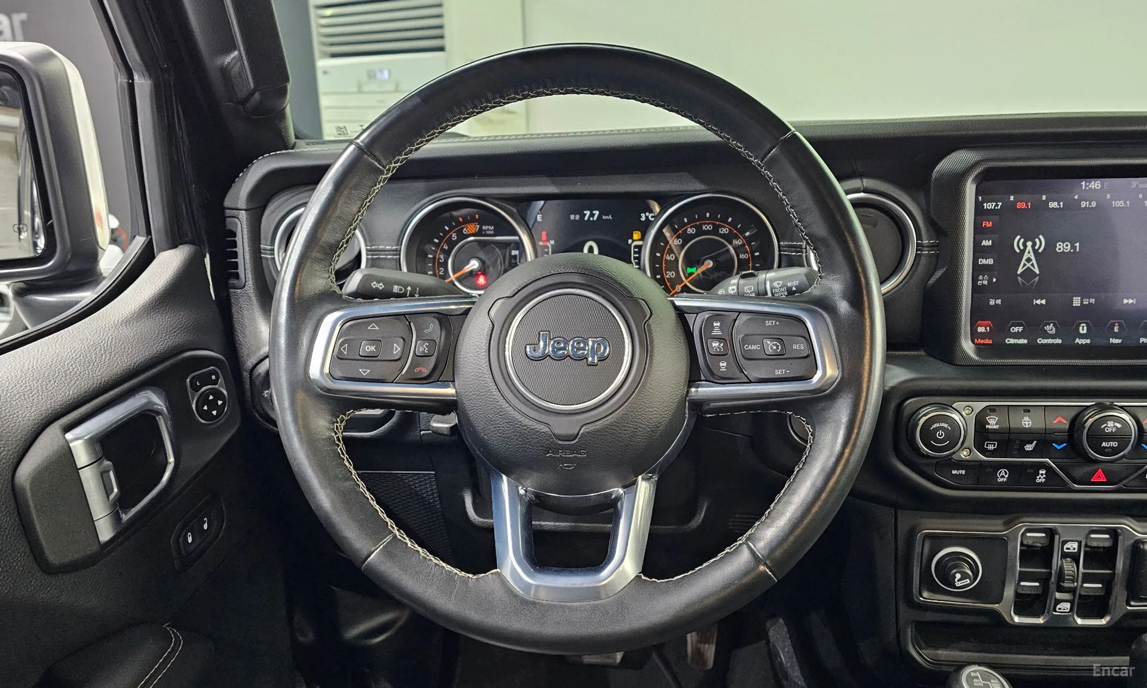 Jeep Wrangler (JL) превью 13
