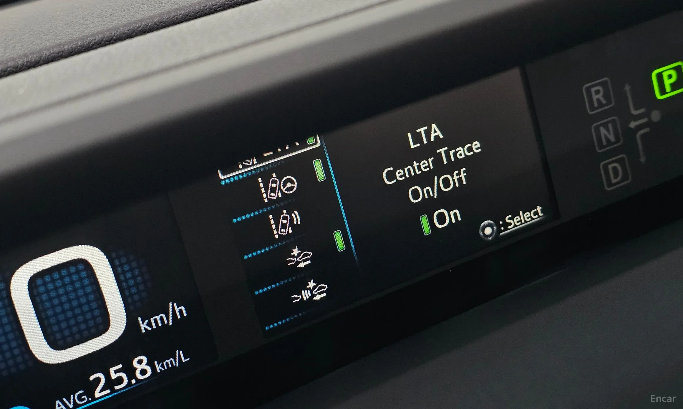 Toyota Prius 4th Generation превью 16