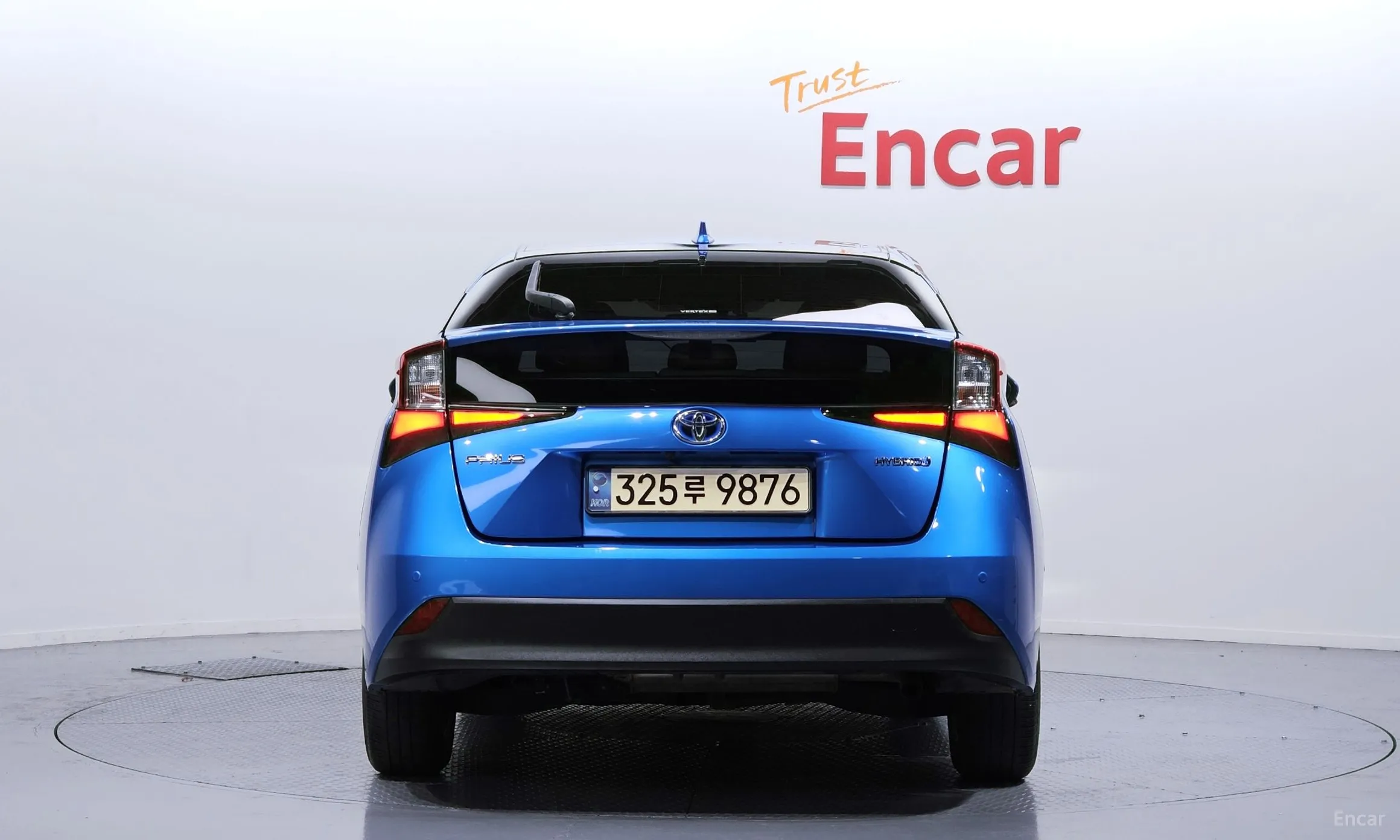 Toyota Prius 4th Generation превью 4