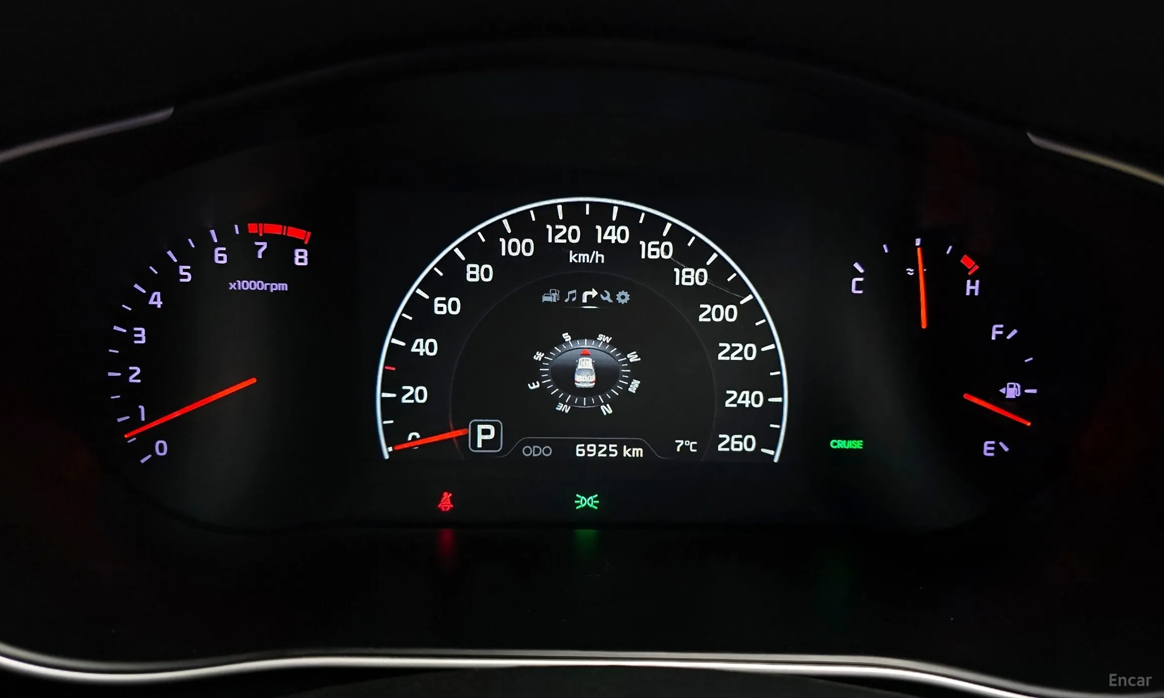 Kia K7 превью 8