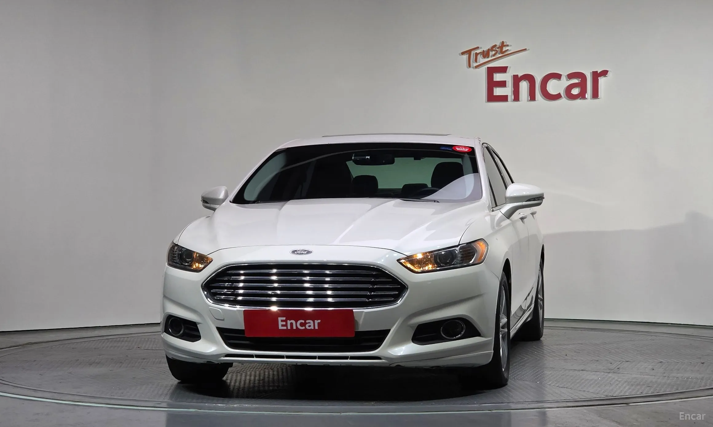Ford Fusion превью 3