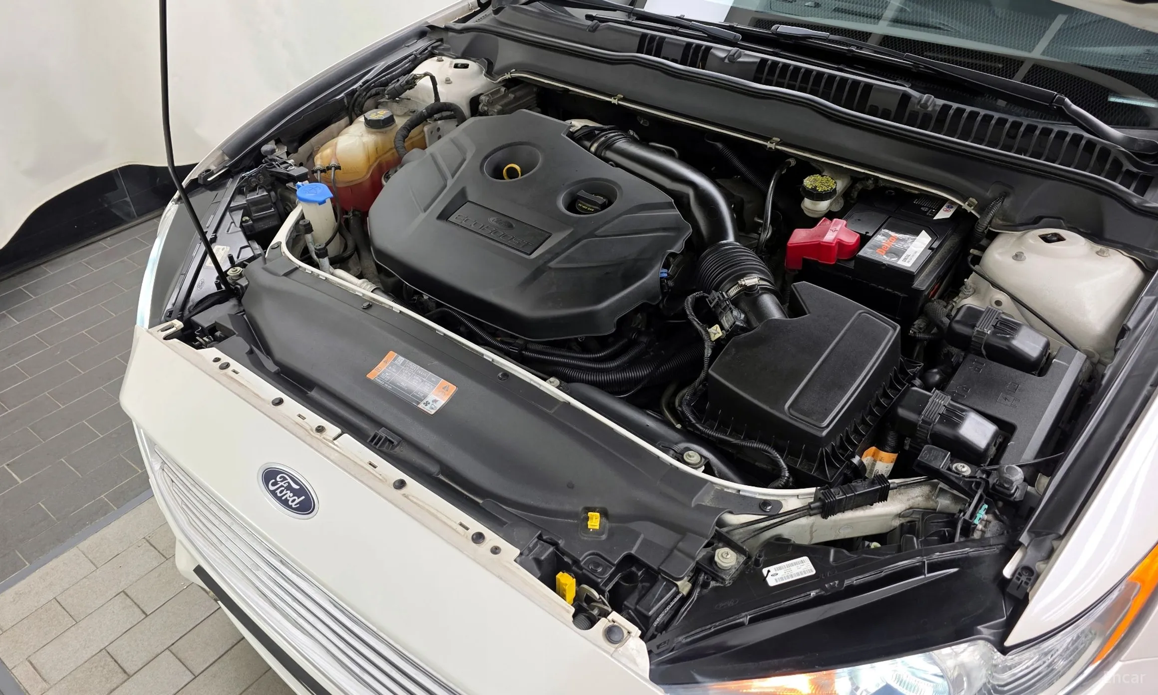 Ford Fusion превью 6