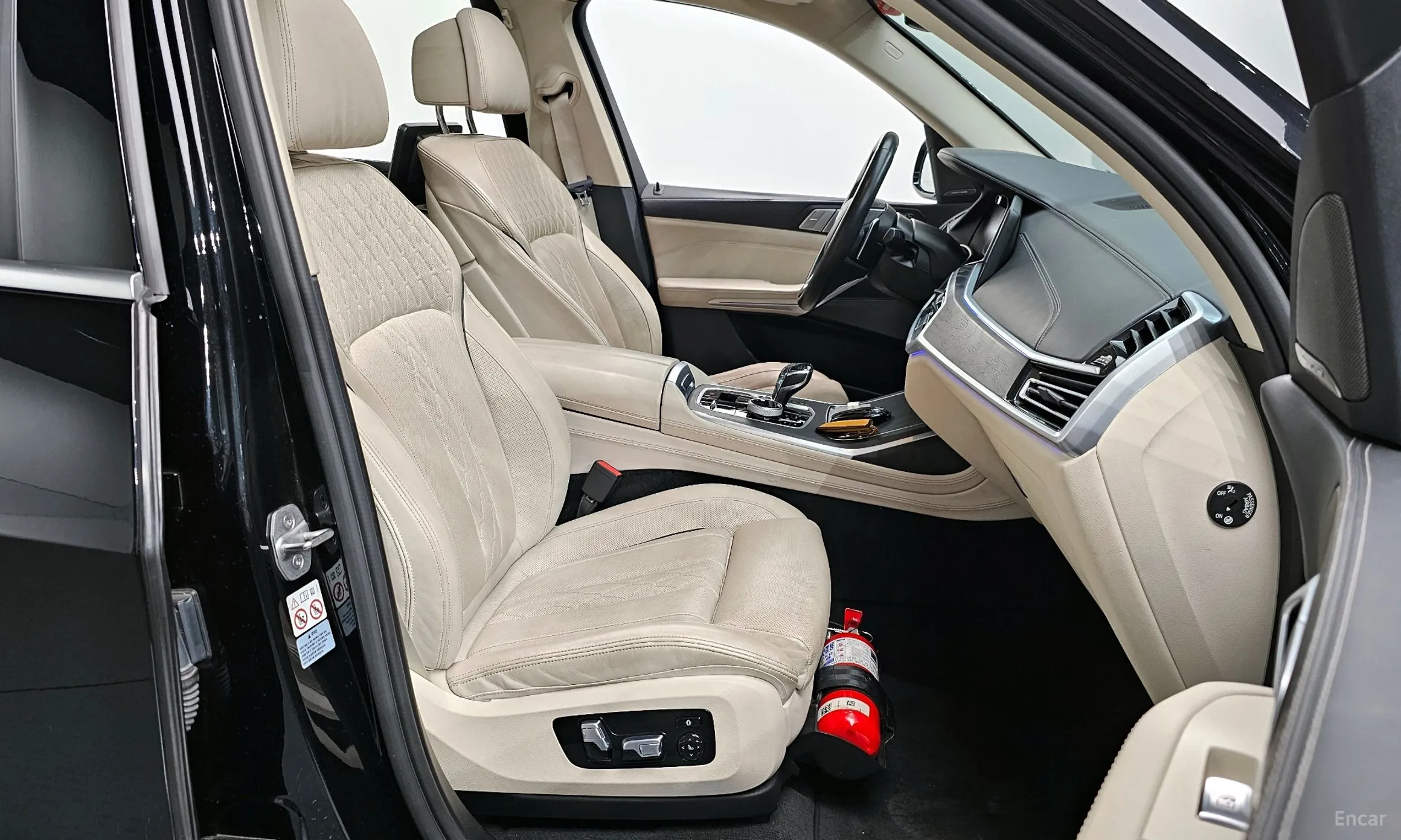 BMW X7 (G07) превью 10