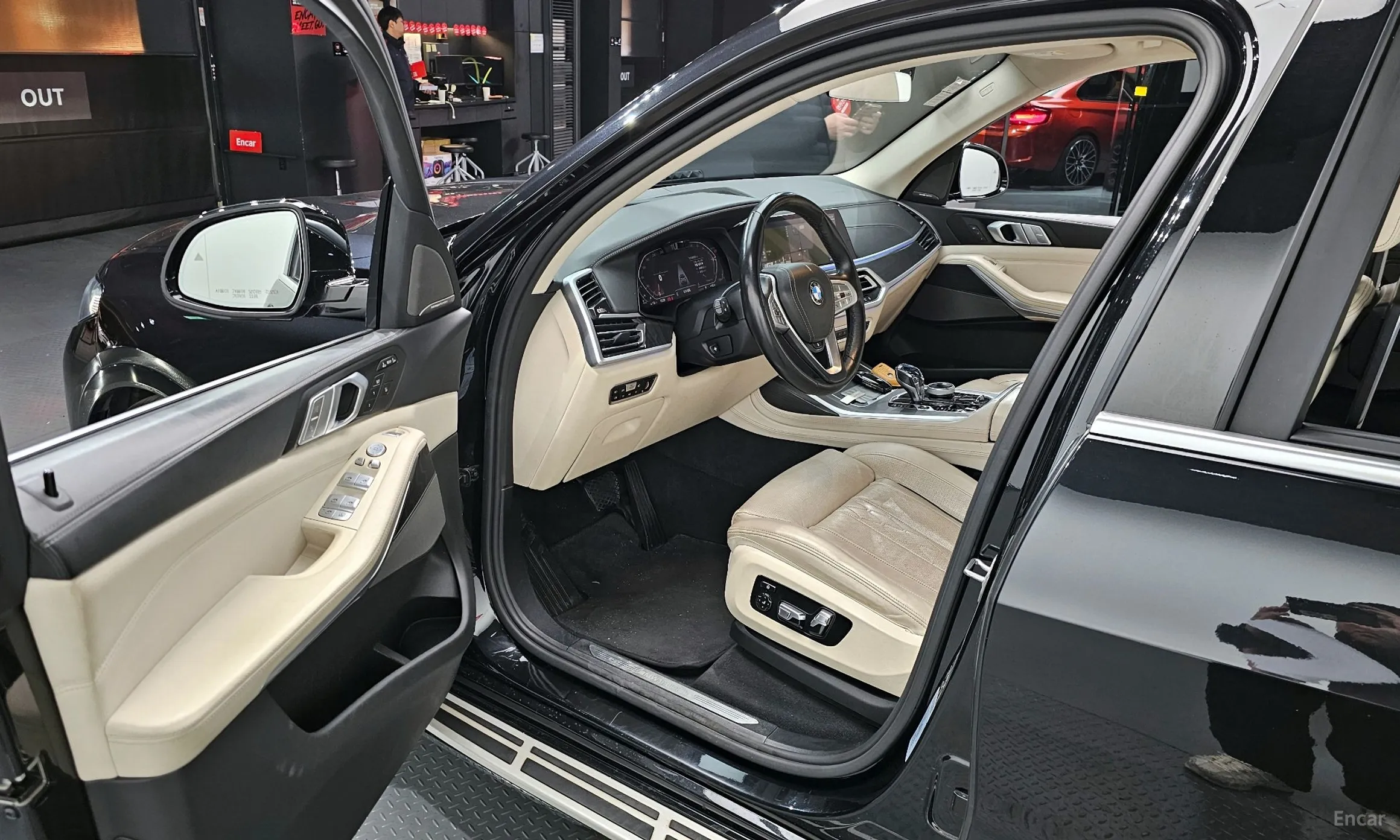 BMW X7 (G07) превью 11