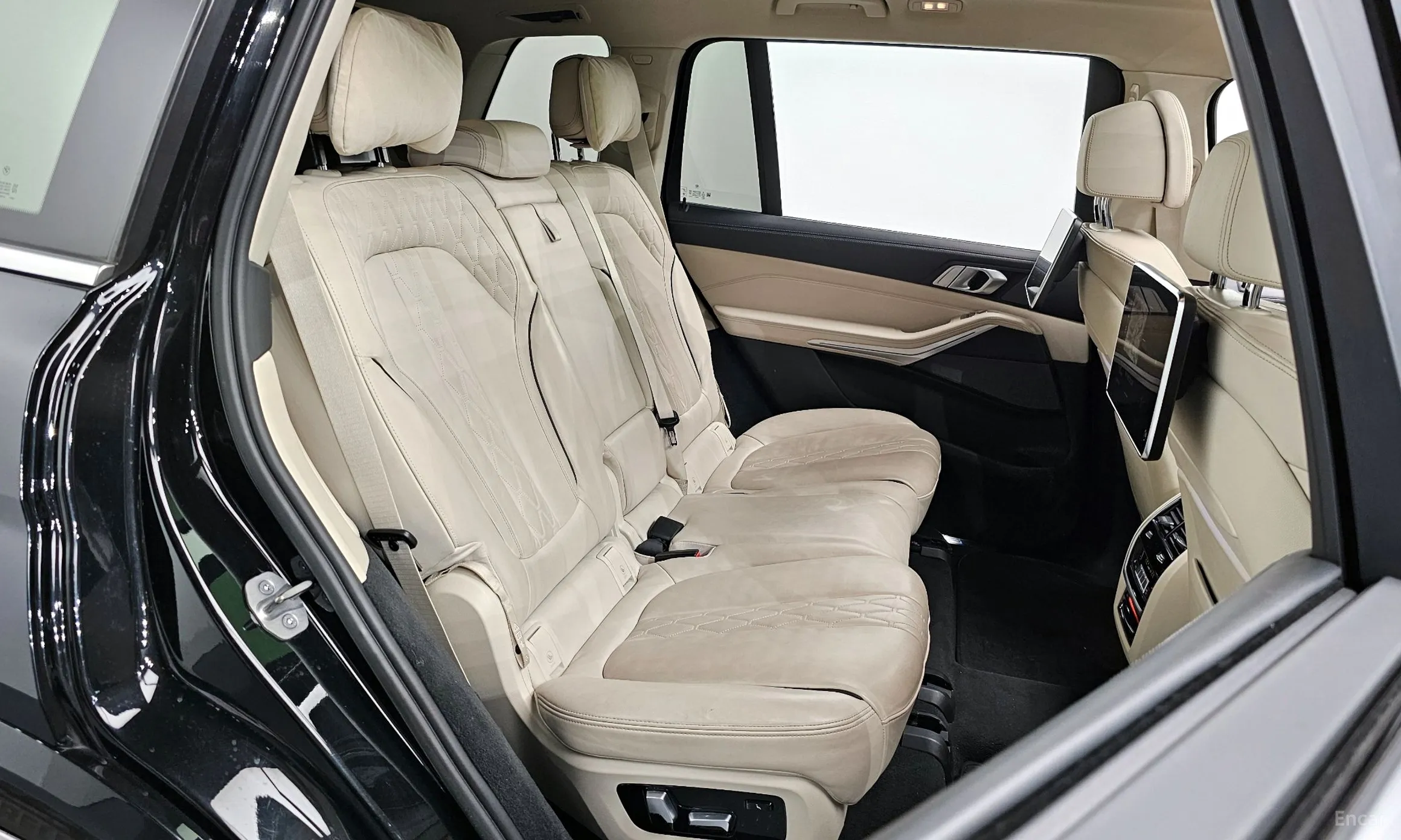 BMW X7 (G07) превью 12