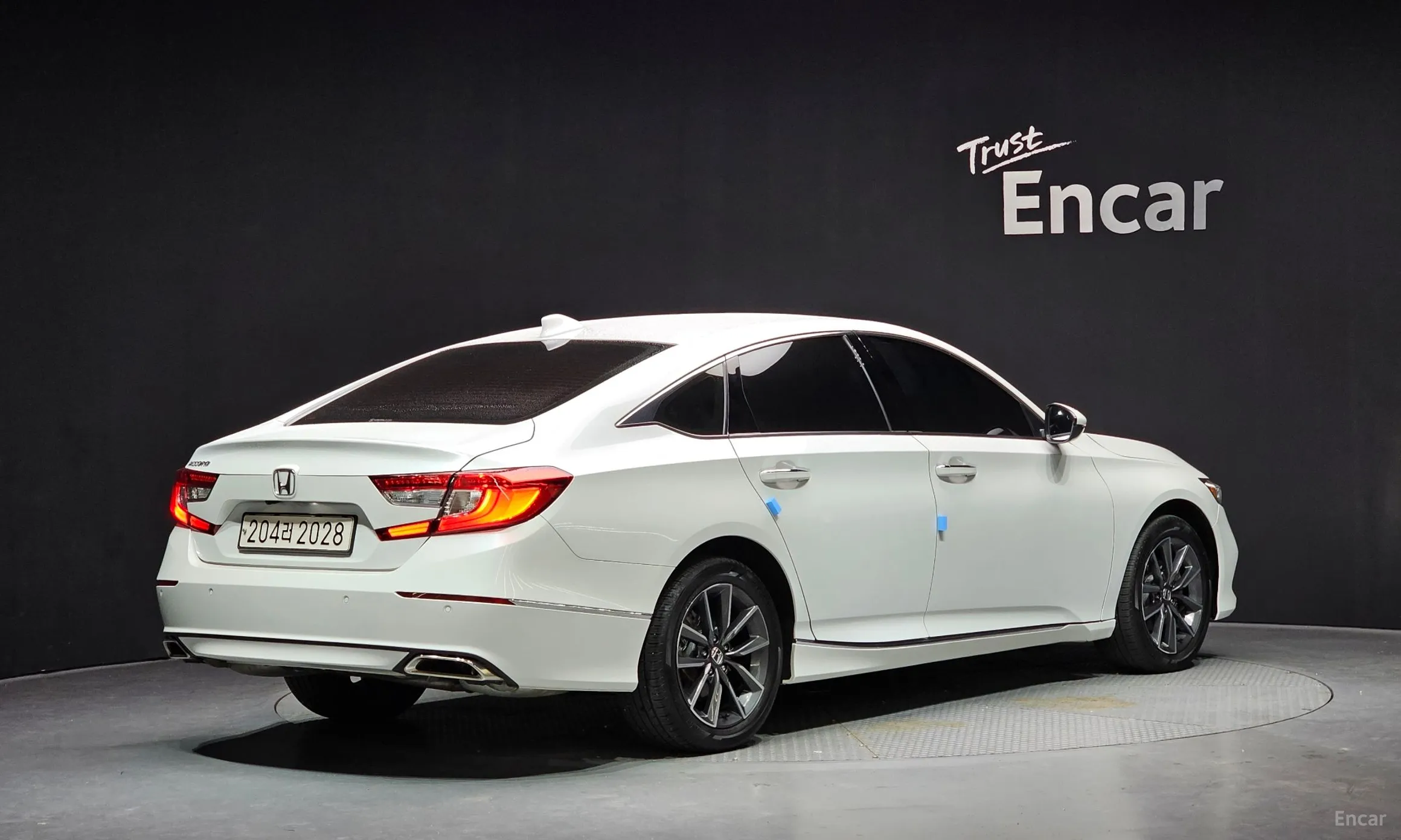 Honda Accord 10th Generation превью 2