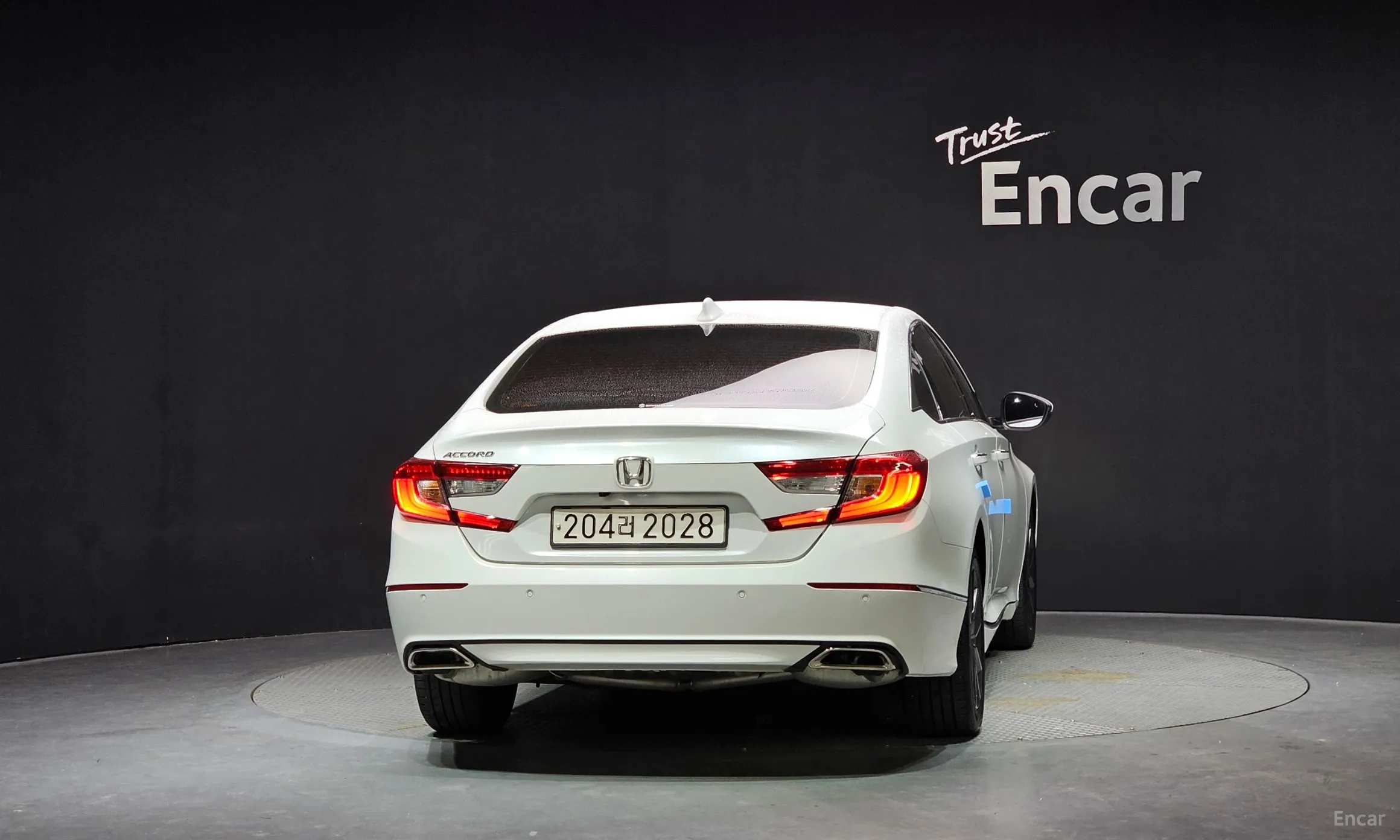 Honda Accord 10th Generation превью 4