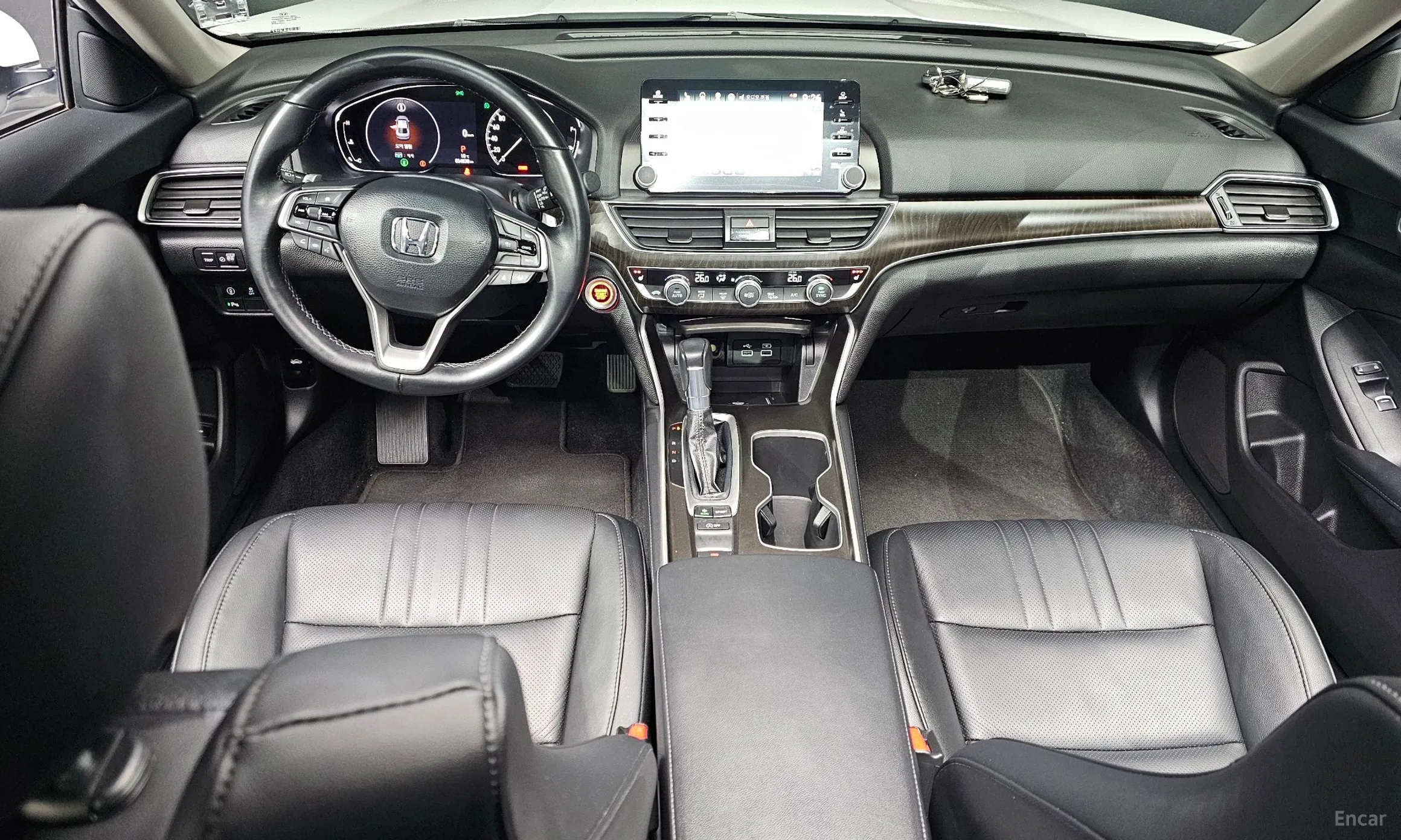 Honda Accord 10th Generation превью 7