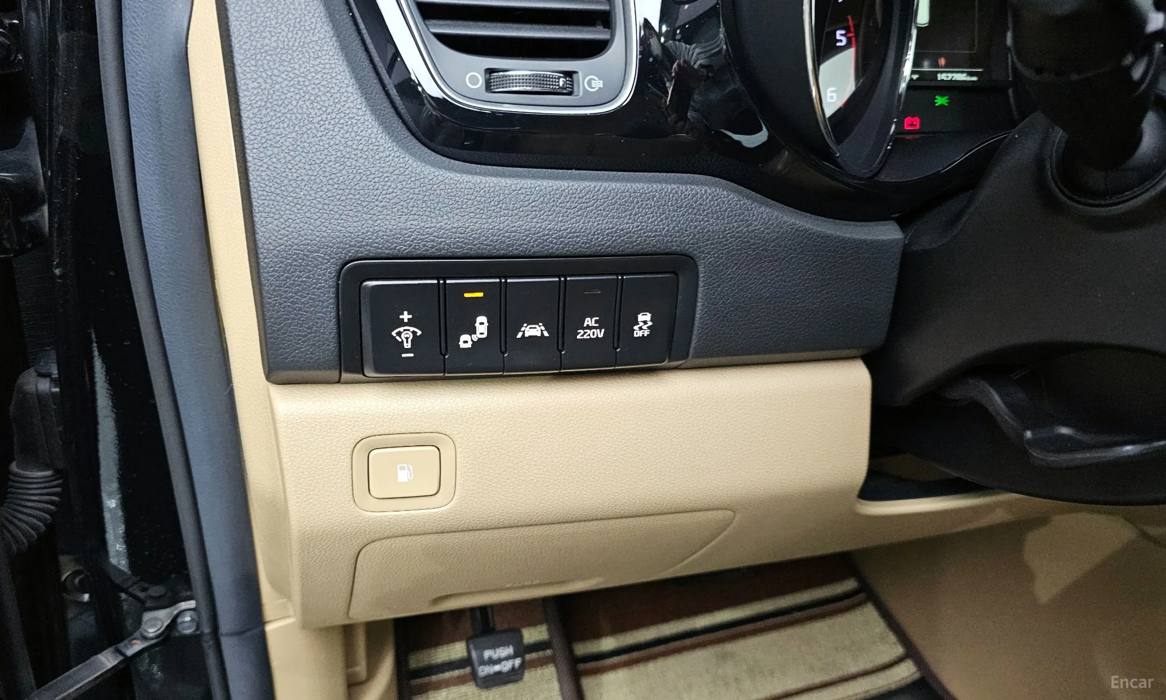 Kia Carnival превью 14