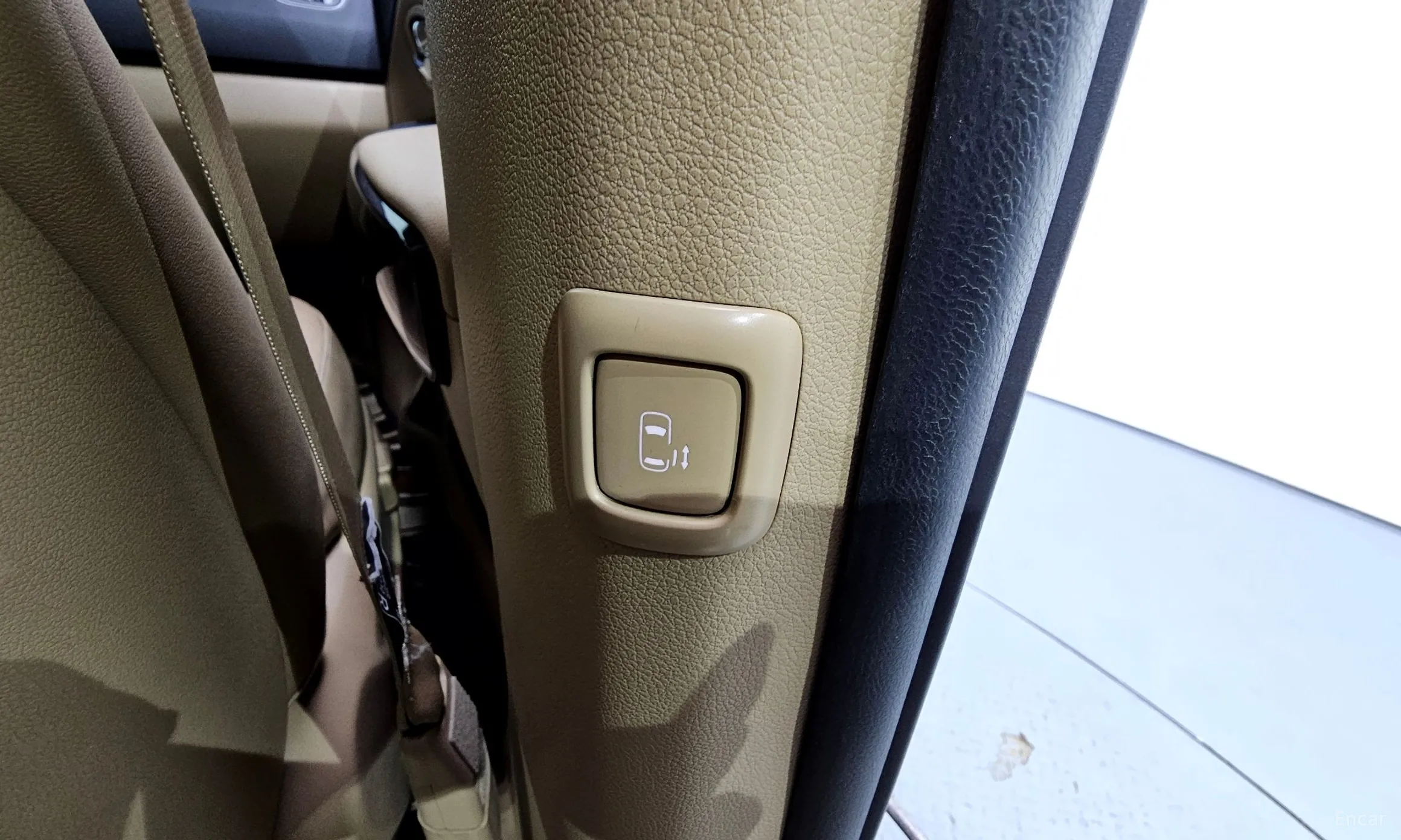 Kia Carnival превью 19