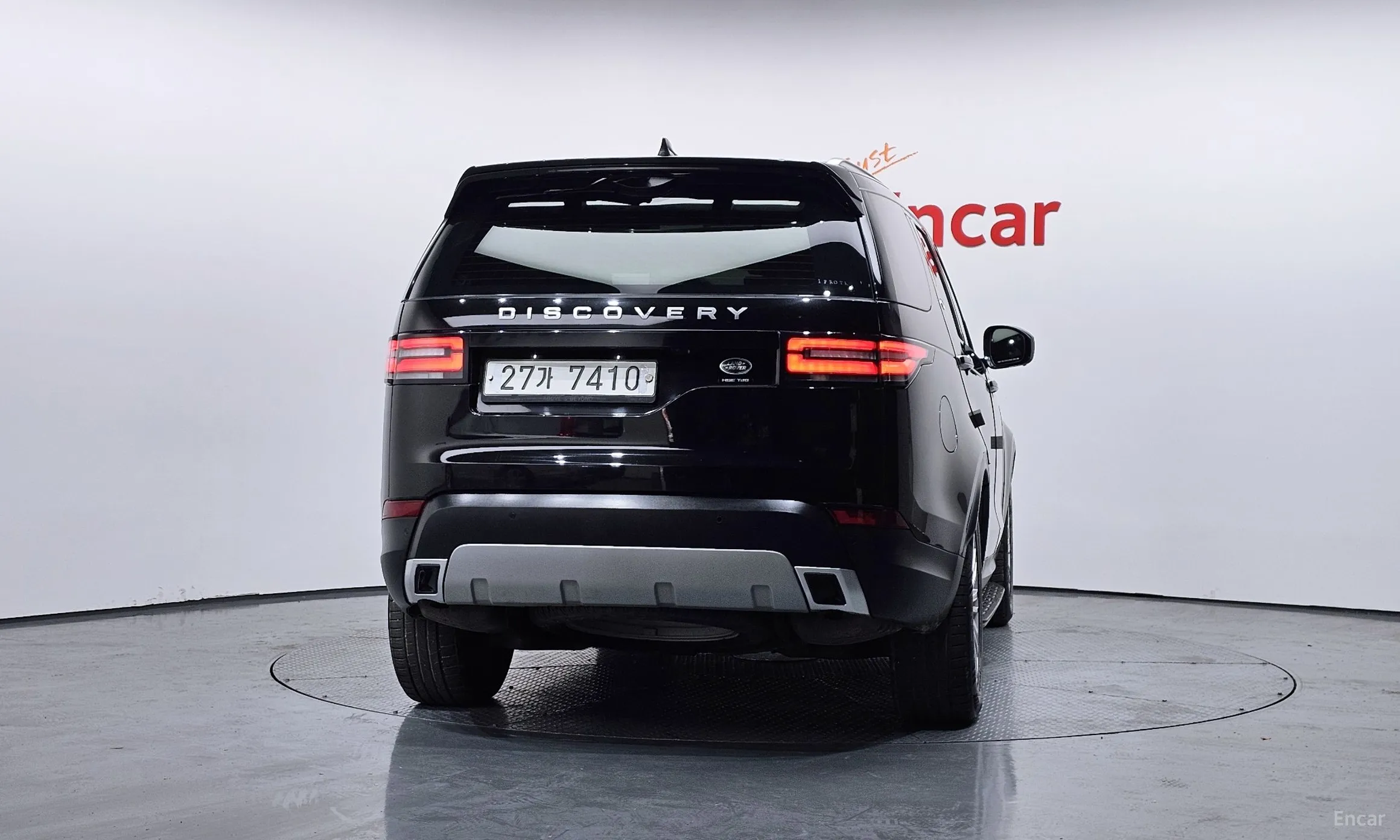 Land Rover Discovery 5 превью 4