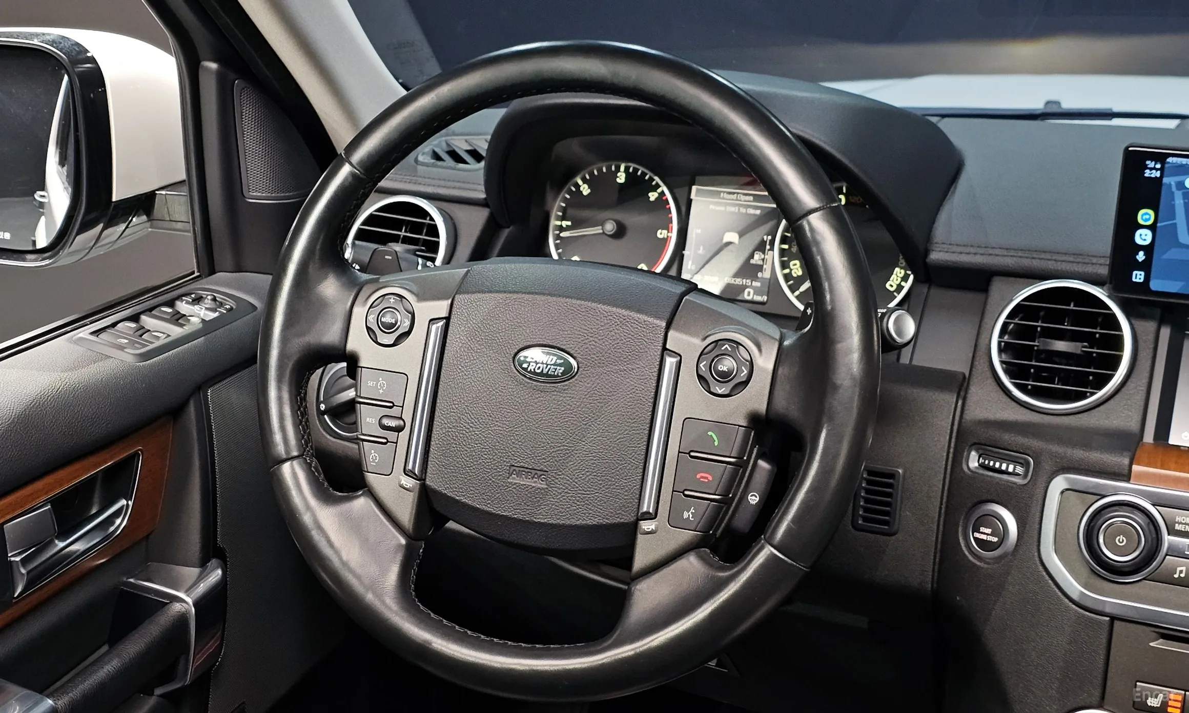 Land Rover Discovery 4 превью 13