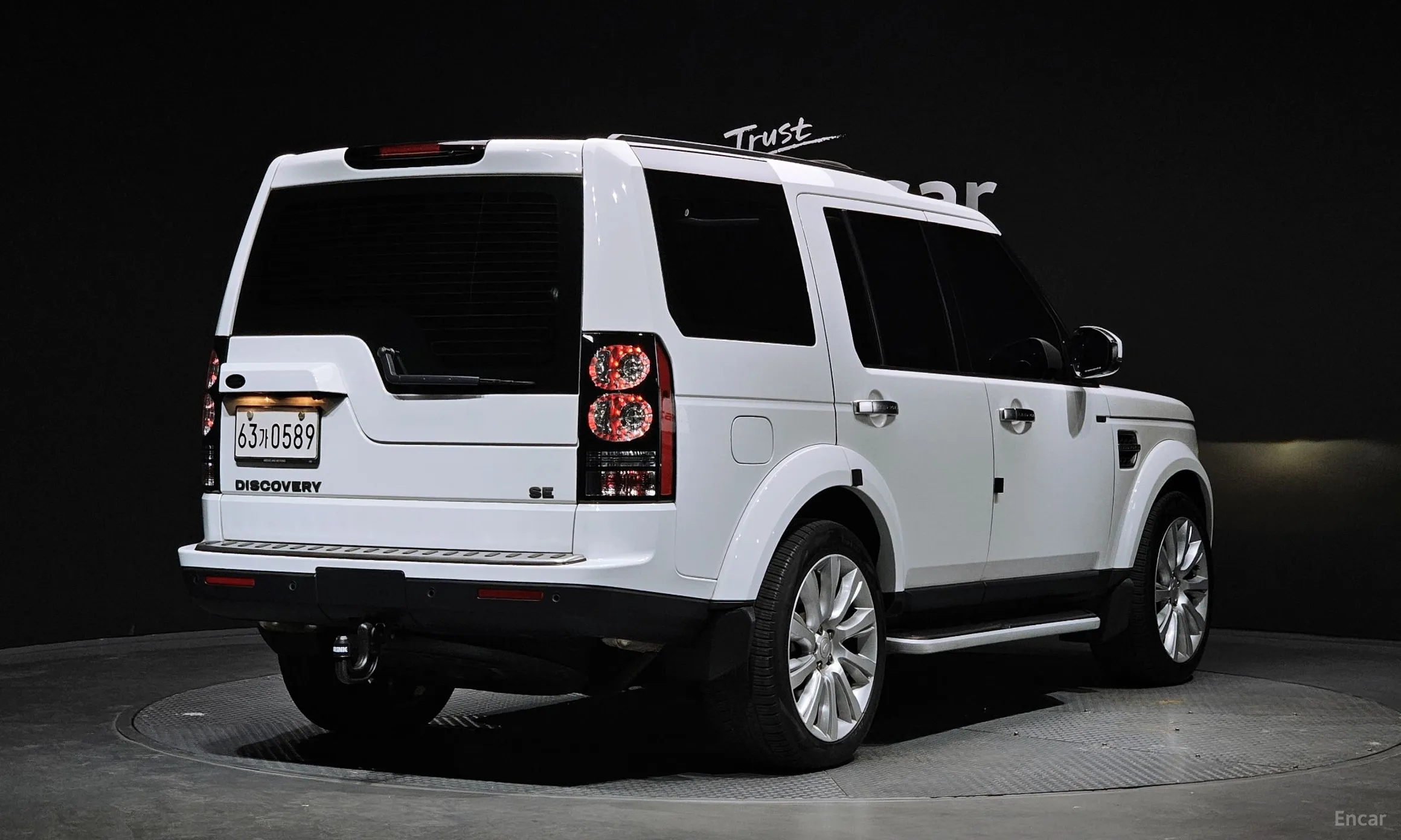 Land Rover Discovery 4 превью 2