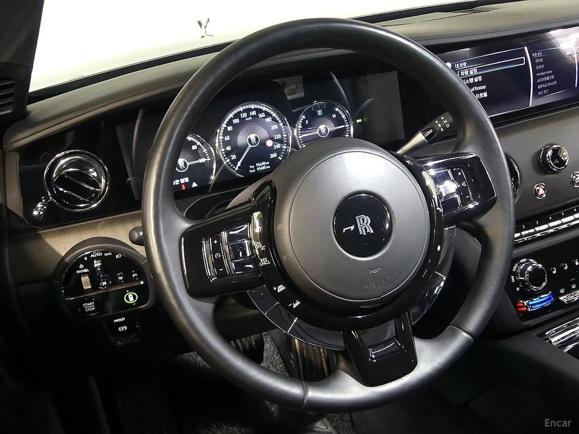 Rolls-Royce Ghost 2nd Generation превью 11