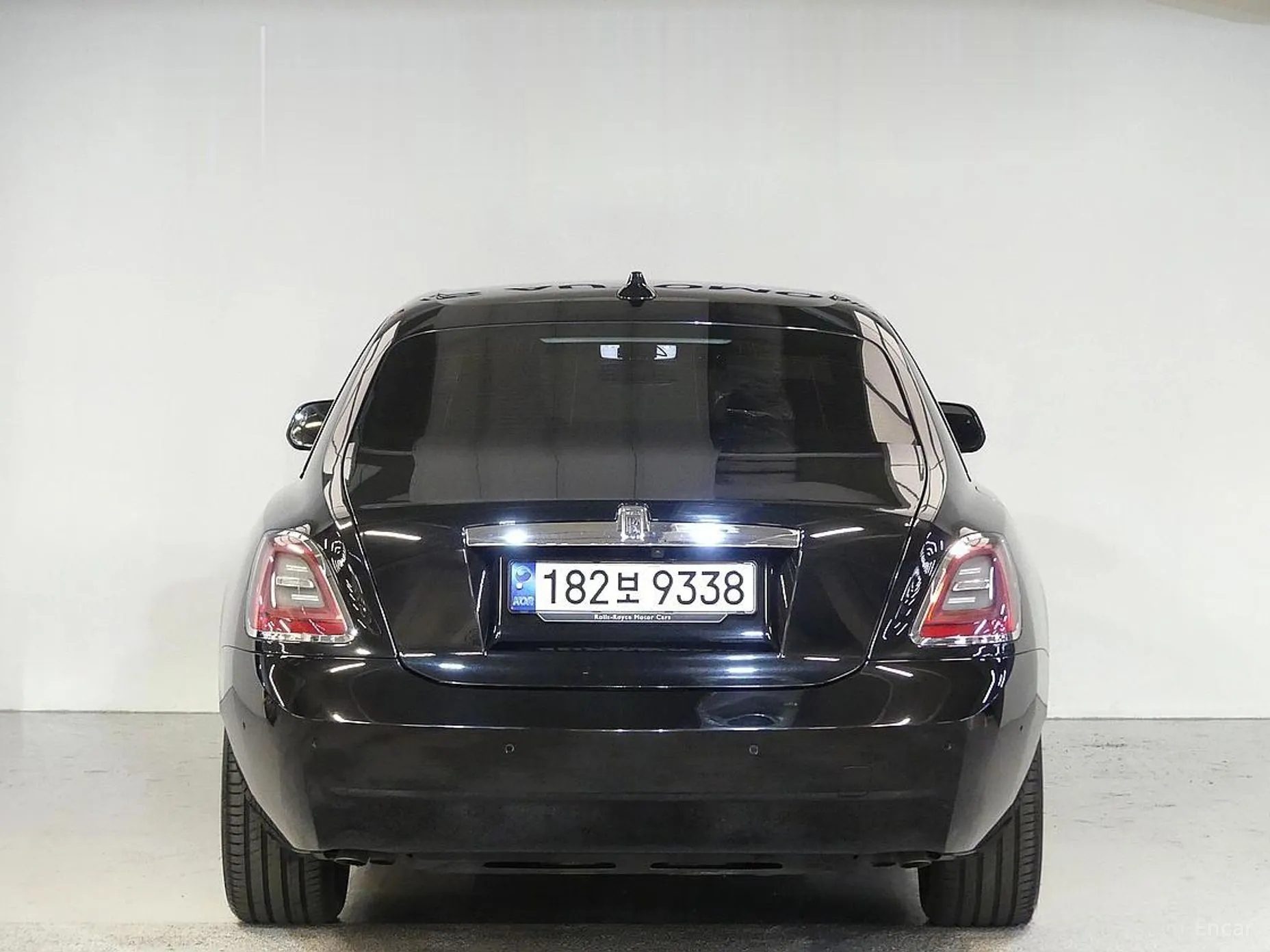 Rolls-Royce Ghost 2nd Generation превью 3