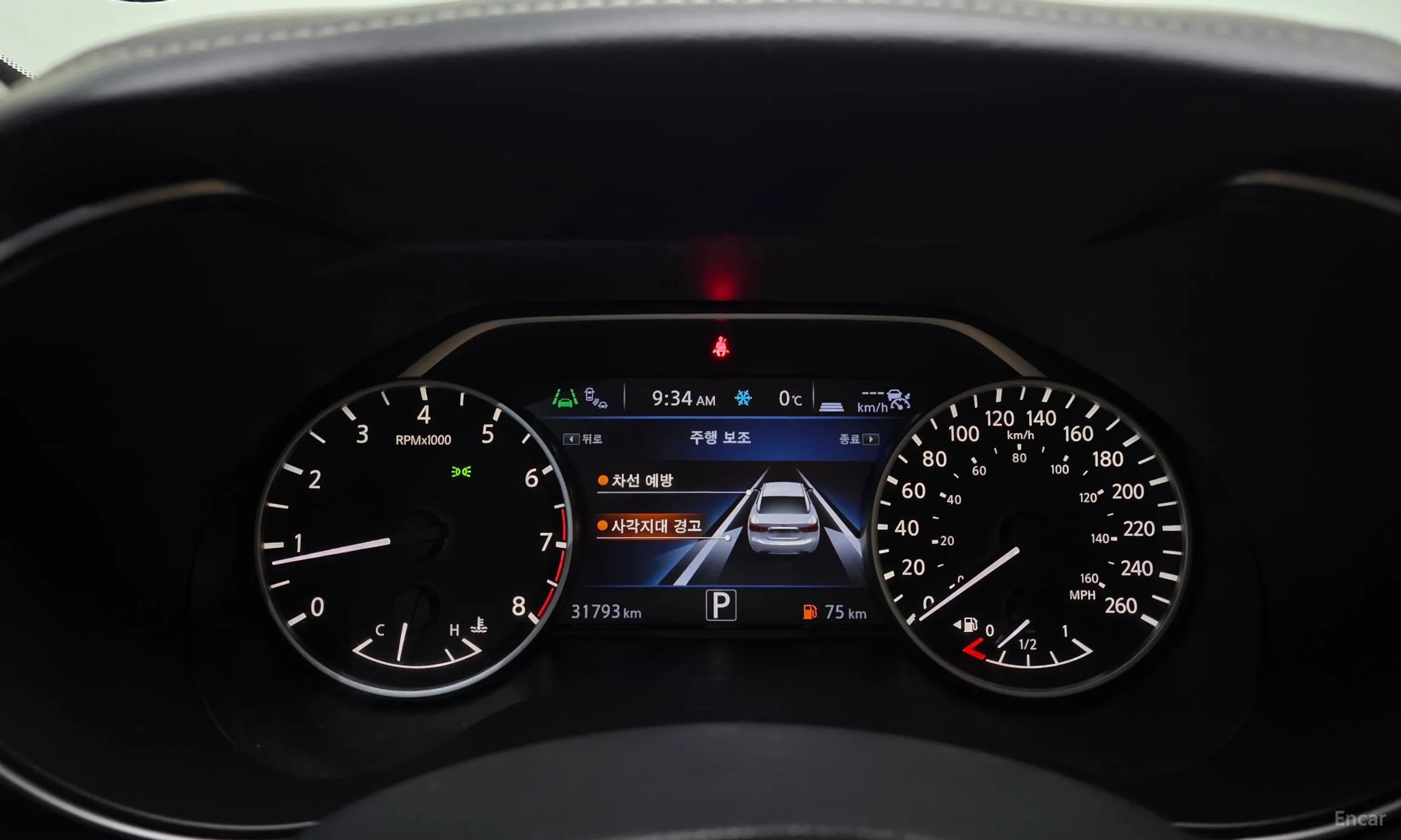 Nissan Maxima (A36) превью 8