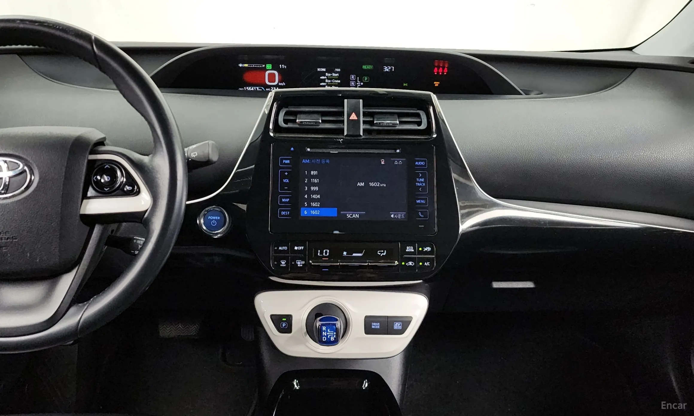 Toyota Prius 4th Generation превью 14