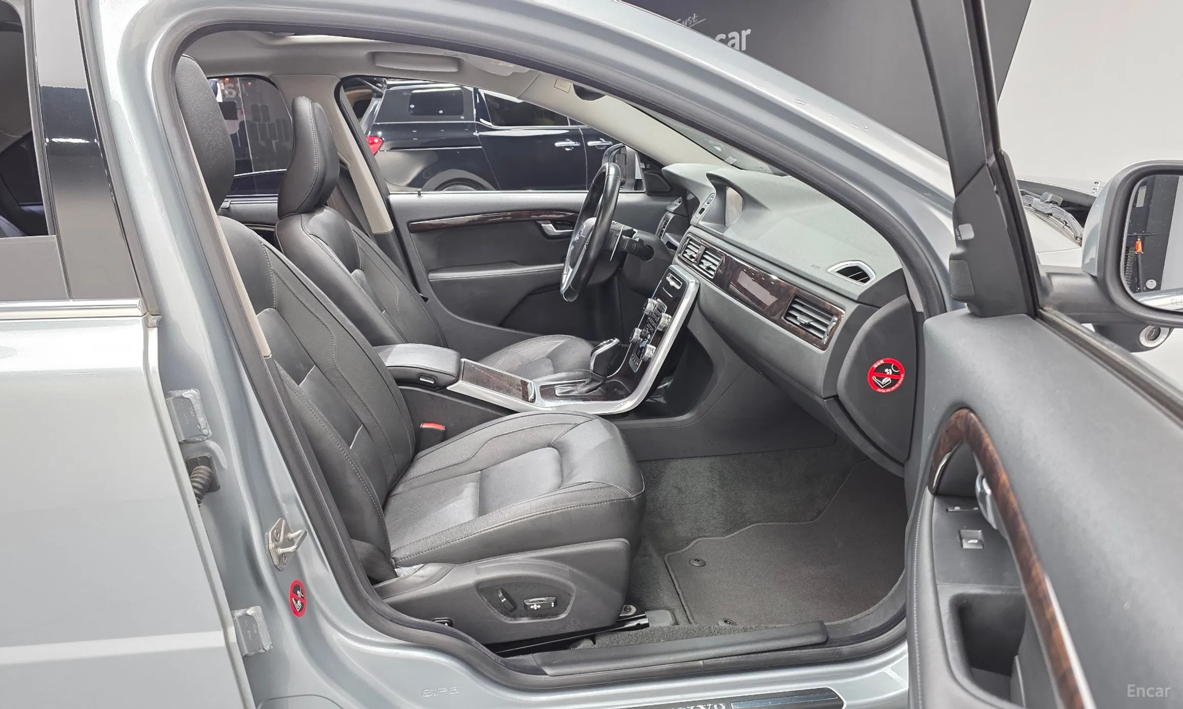 Volvo S80 превью 10