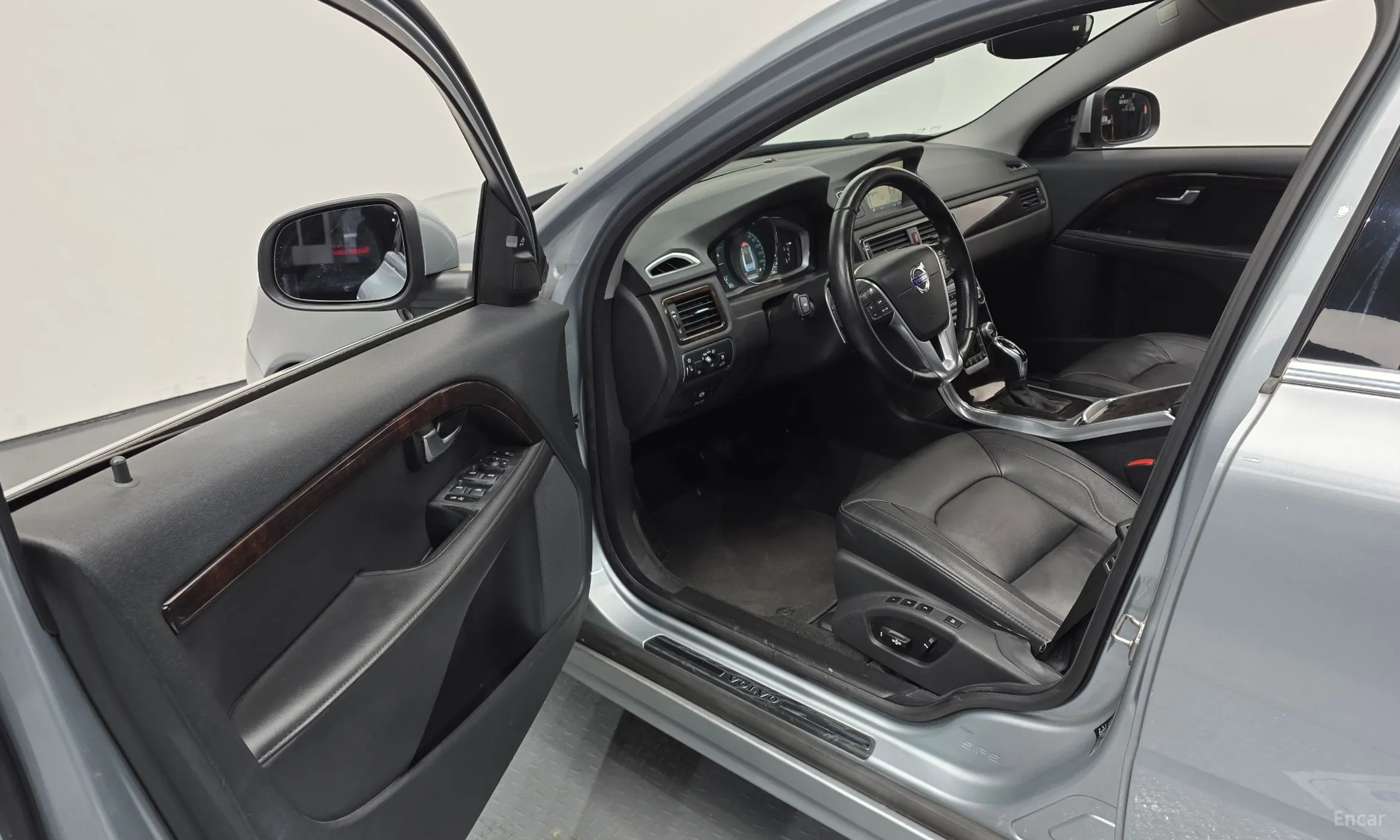 Volvo S80 превью 11