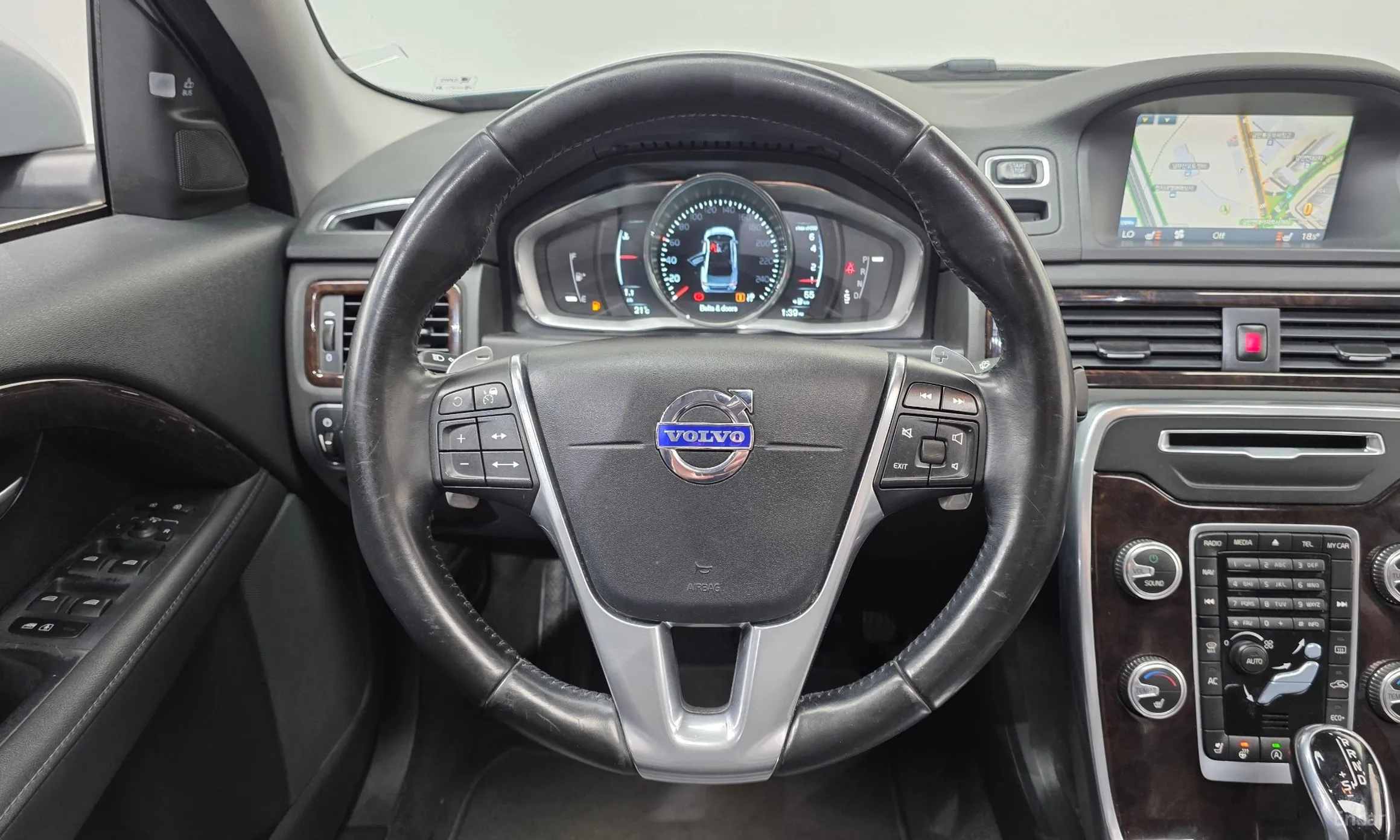 Volvo S80 превью 13