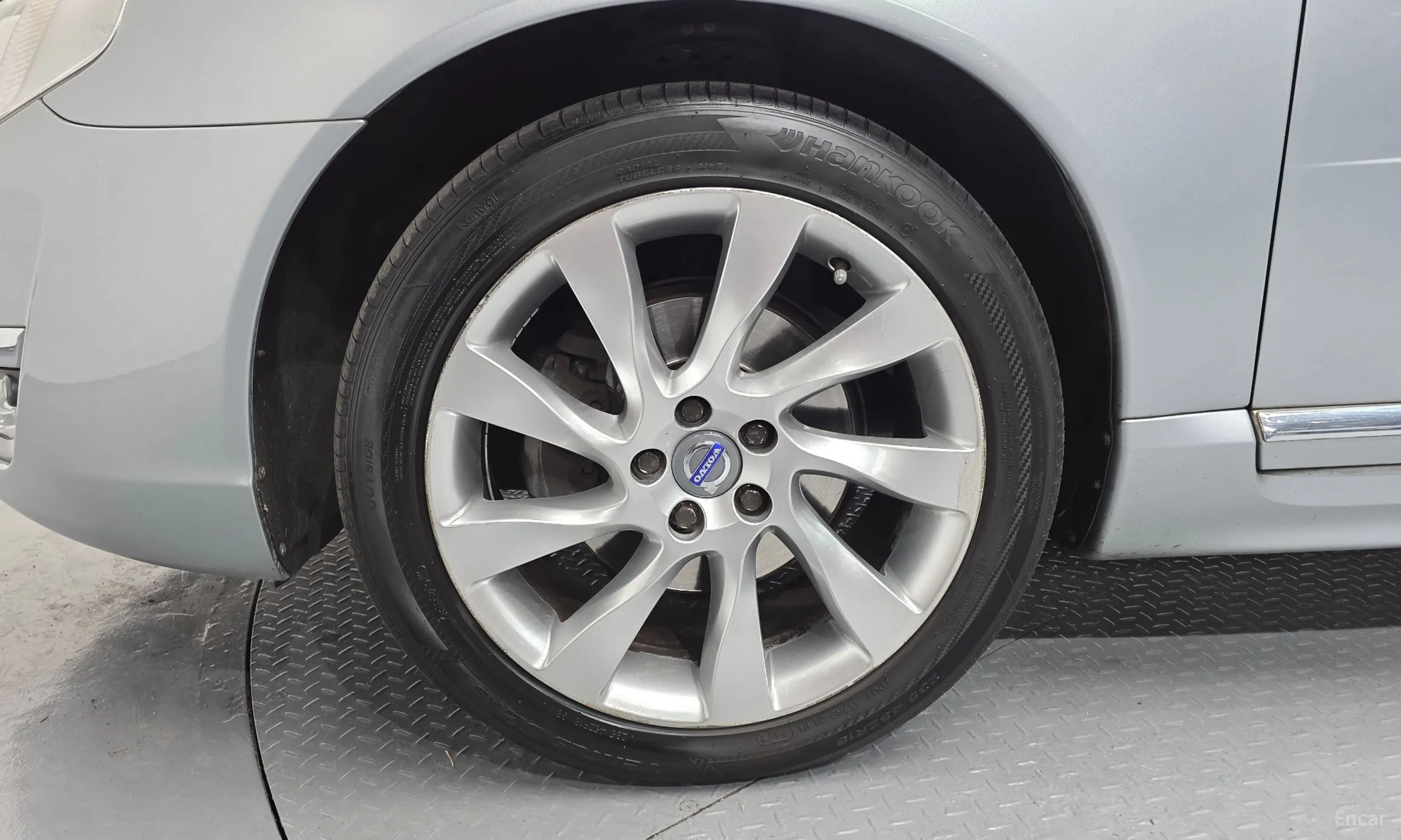 Volvo S80 превью 5