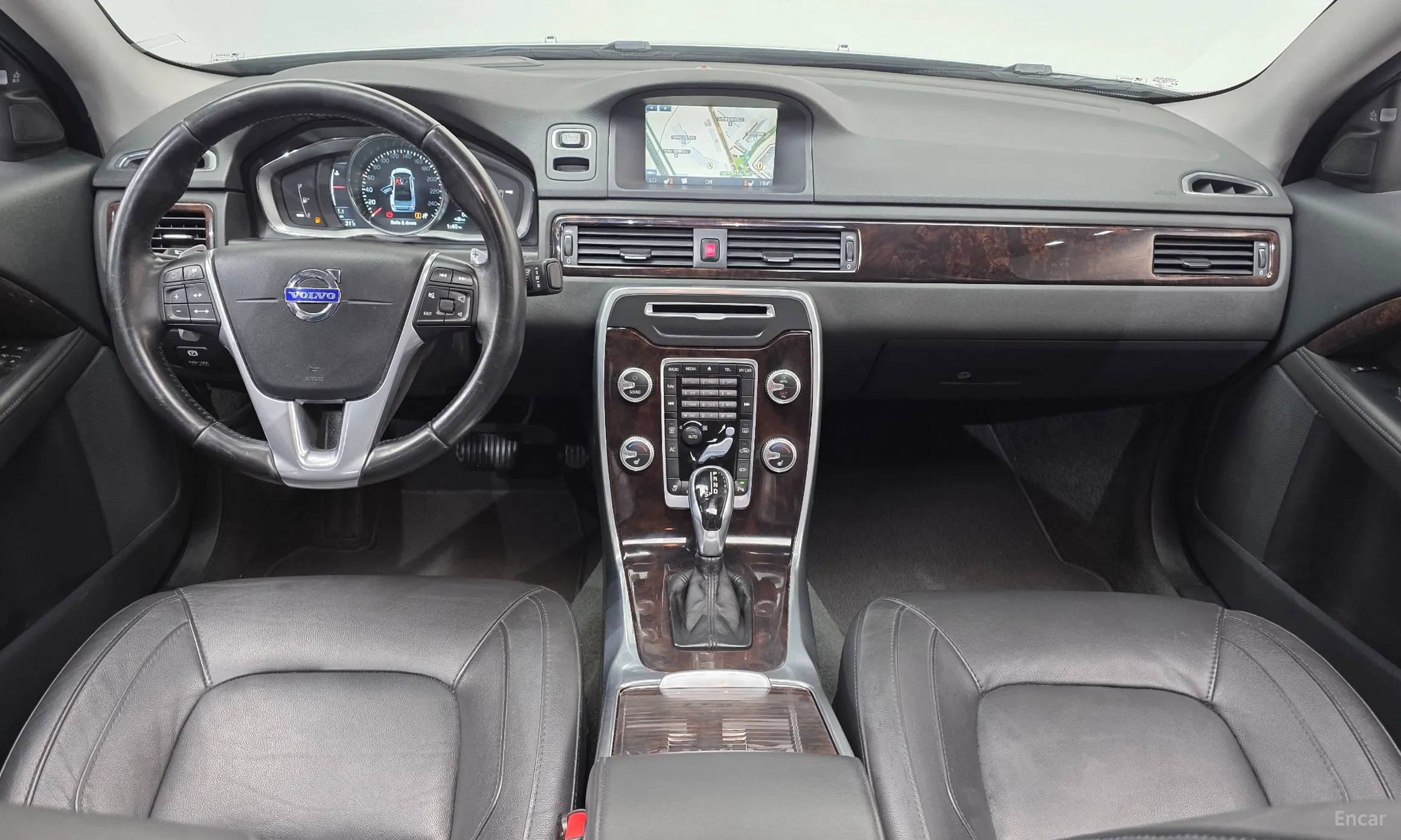 Volvo S80 превью 7