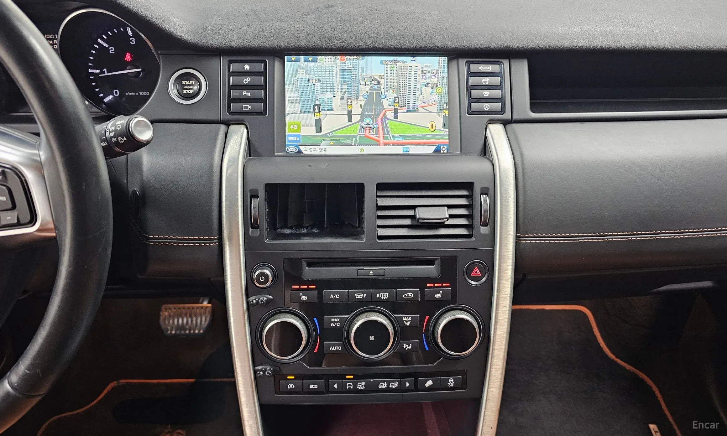 Land Rover Discovery Sports превью 15