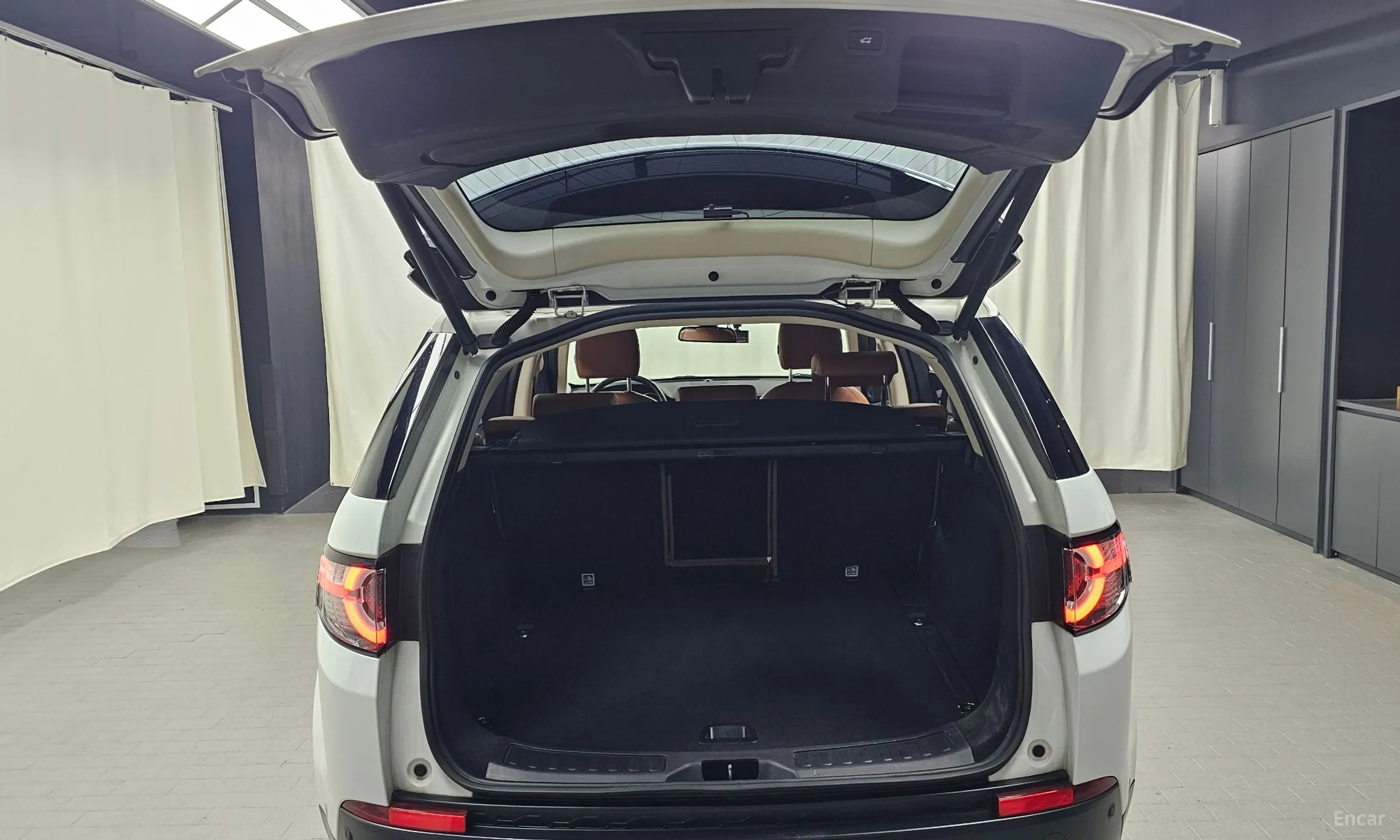 Land Rover Discovery Sports превью 20