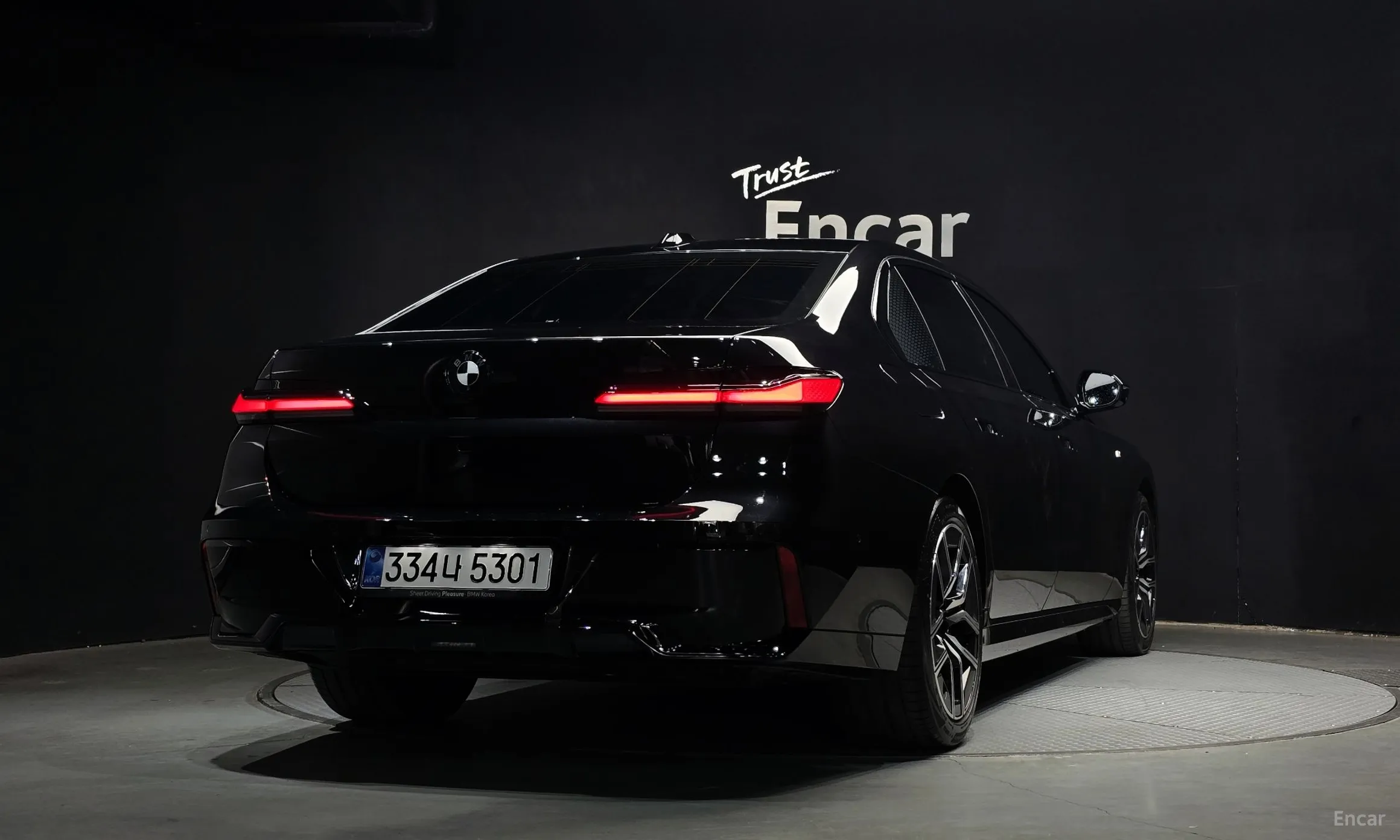 BMW 7 Series (G70)