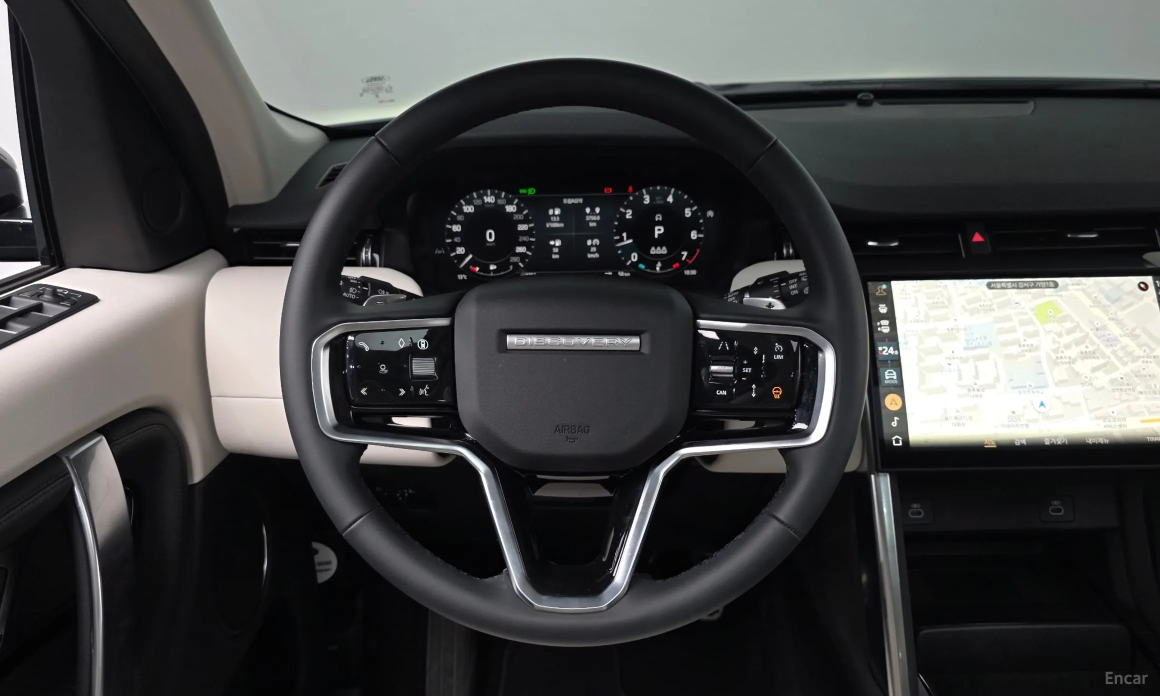 Land Rover Discovery Sports превью 13